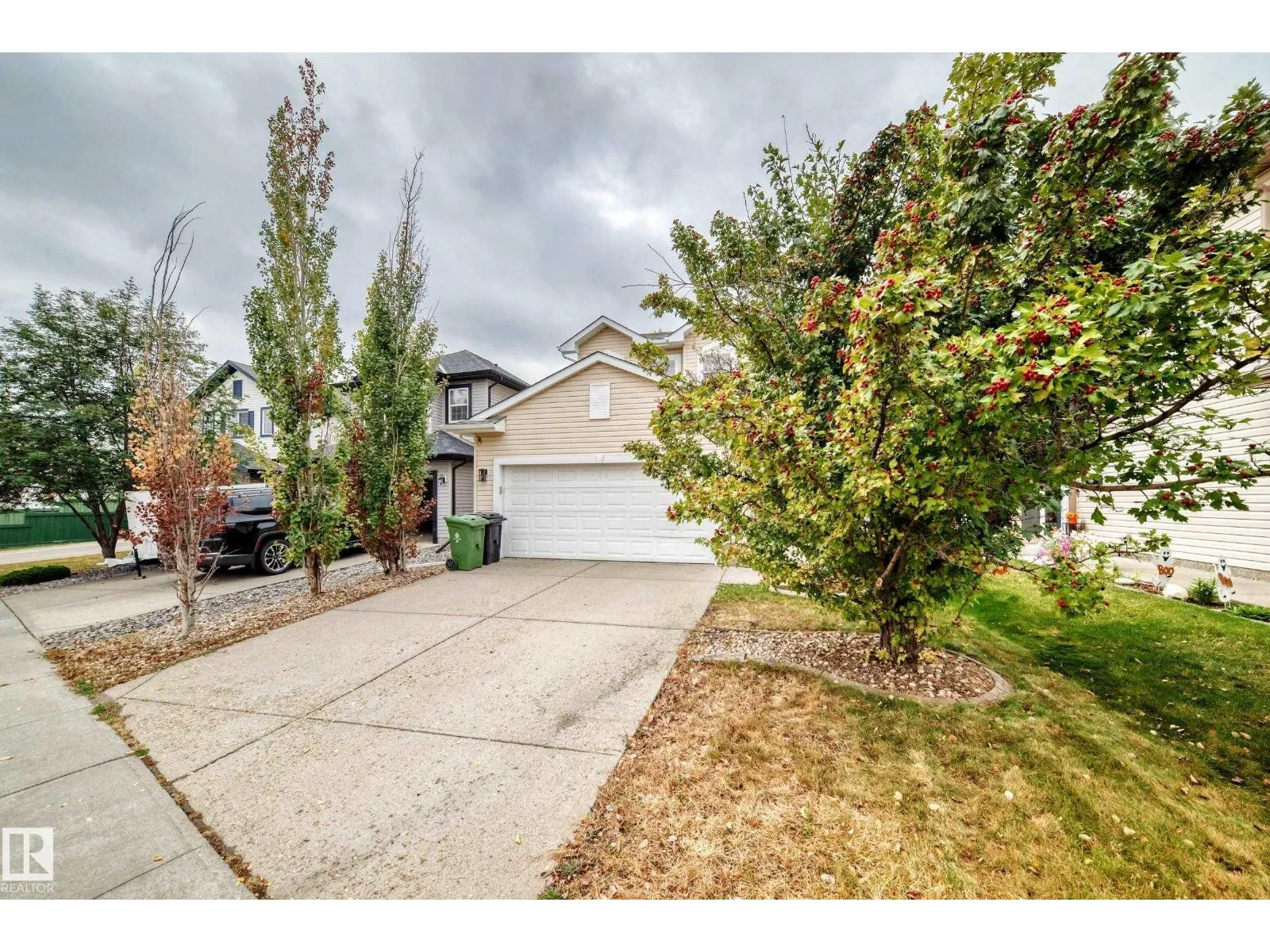 34 Wisteria LN
