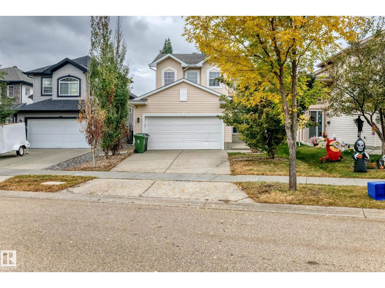 34 Wisteria LN