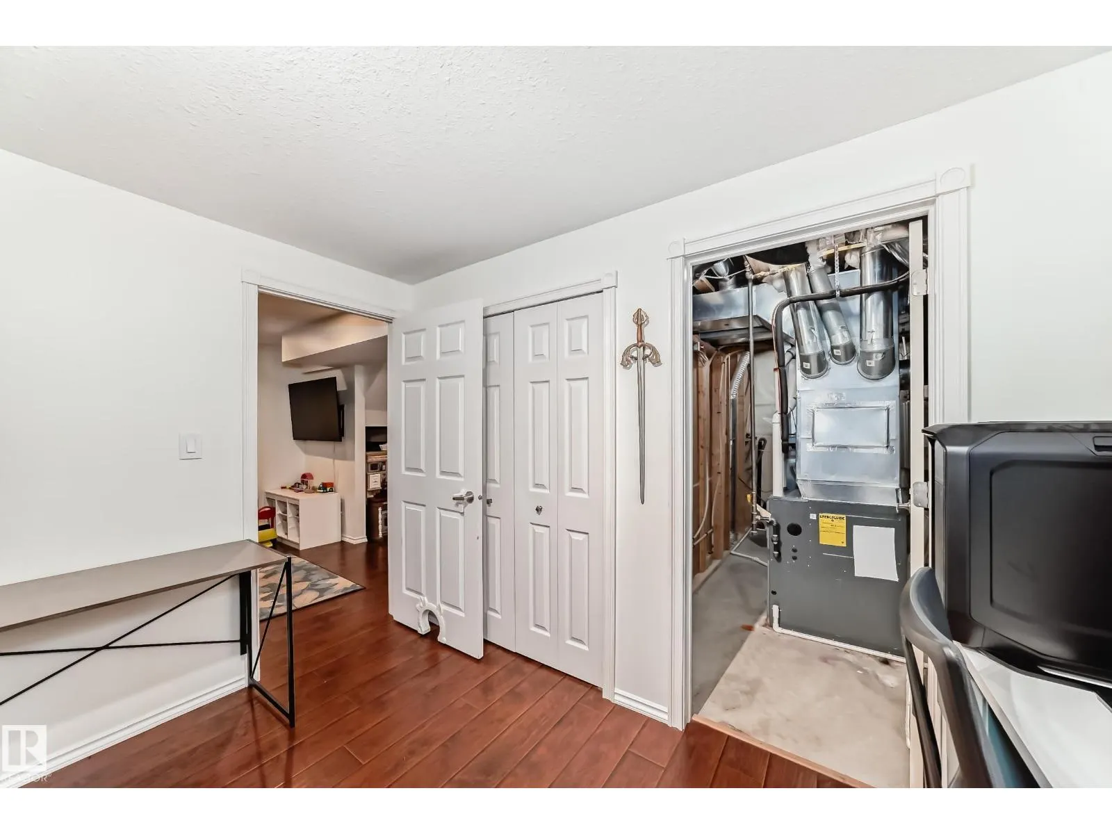 34 Wisteria LN