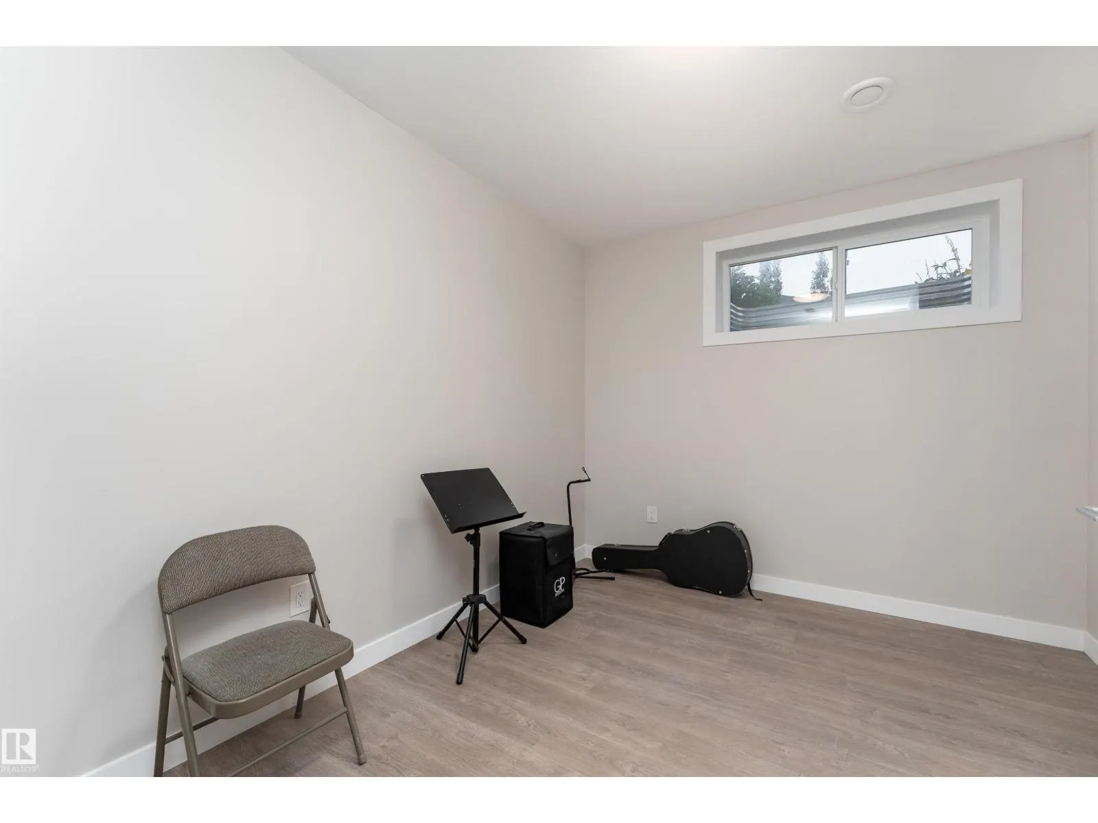 2504 AMERONGEN CR SW