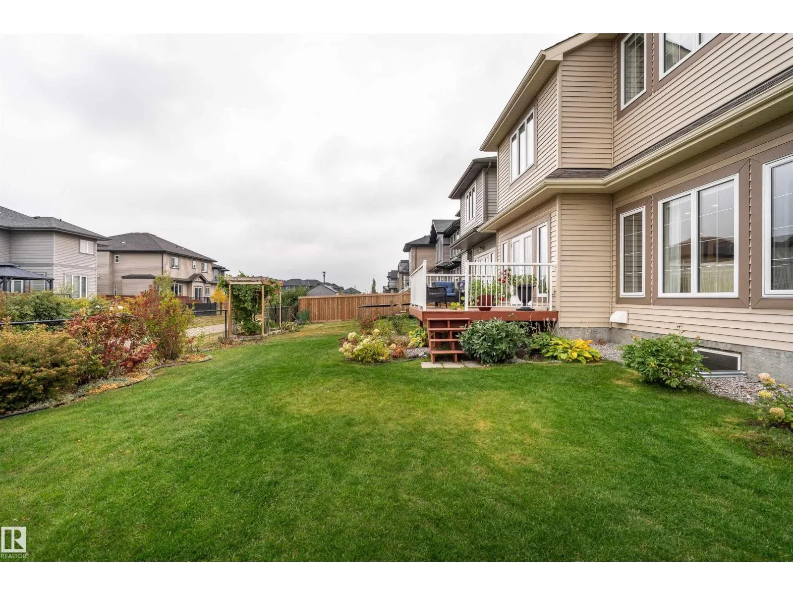 2504 AMERONGEN CR SW