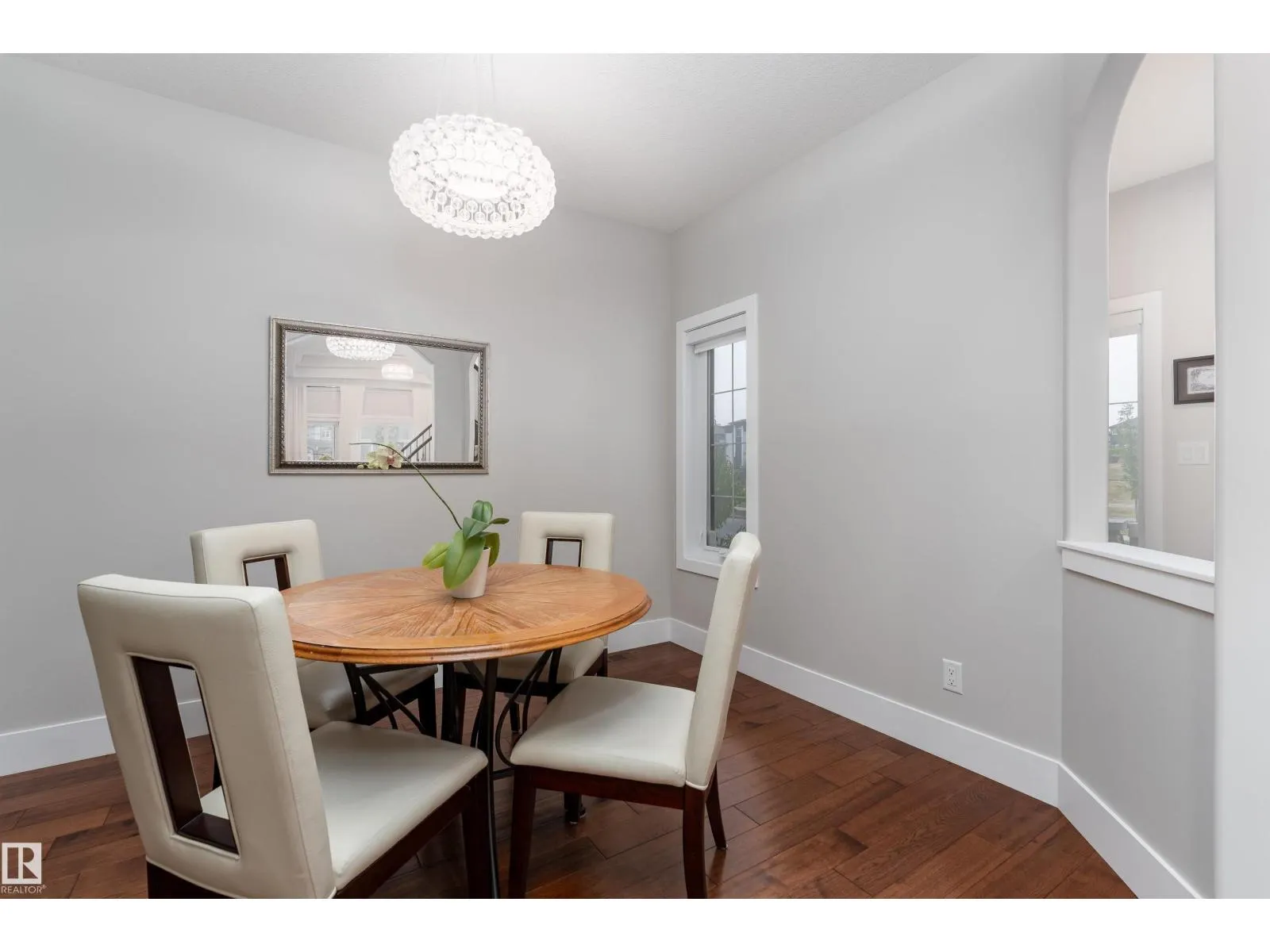 2504 AMERONGEN CR SW