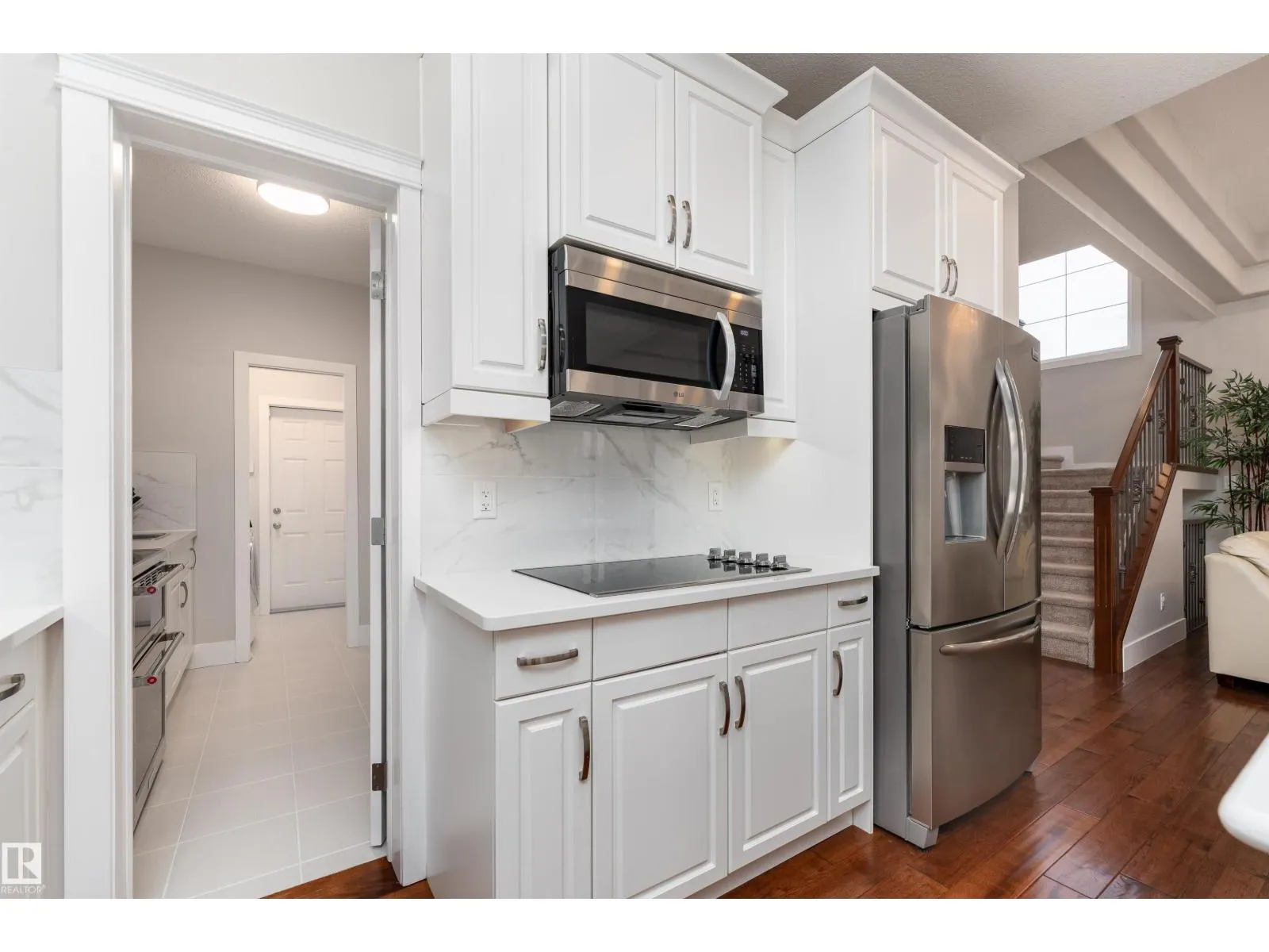 2504 AMERONGEN CR SW