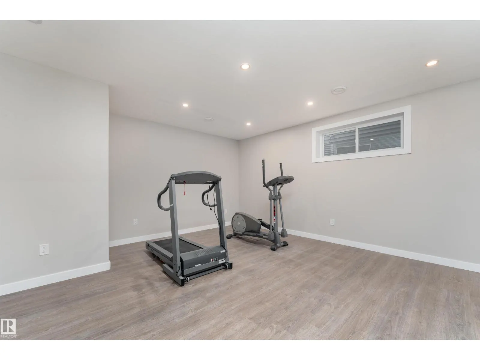 2504 AMERONGEN CR SW