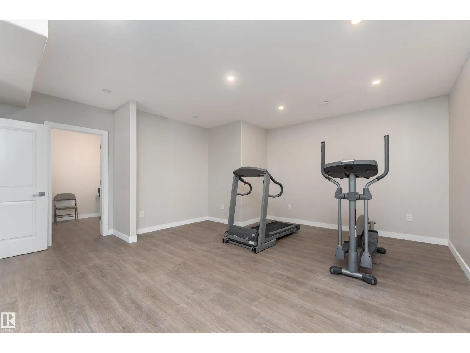 2504 AMERONGEN CR SW