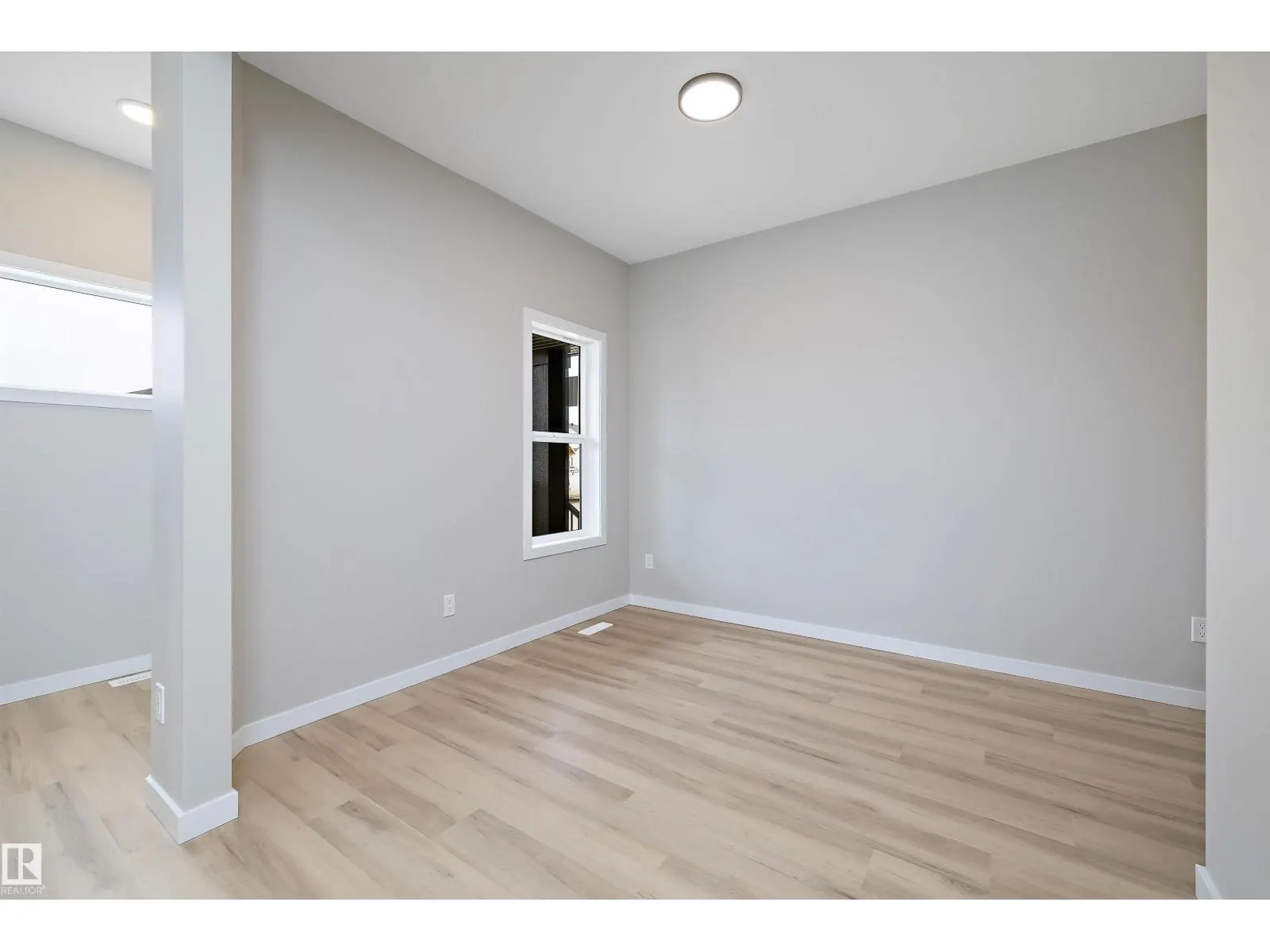4544 Kinsella LI SW