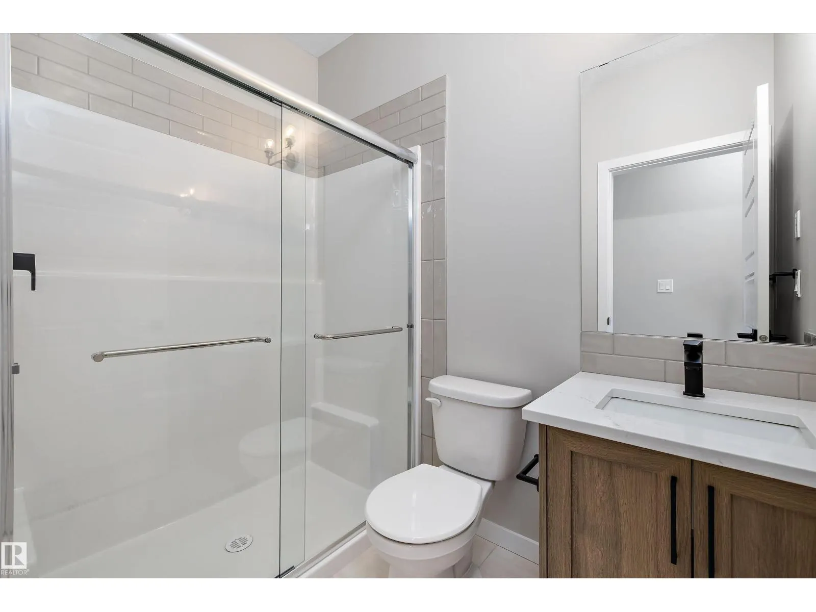 4544 Kinsella LI SW