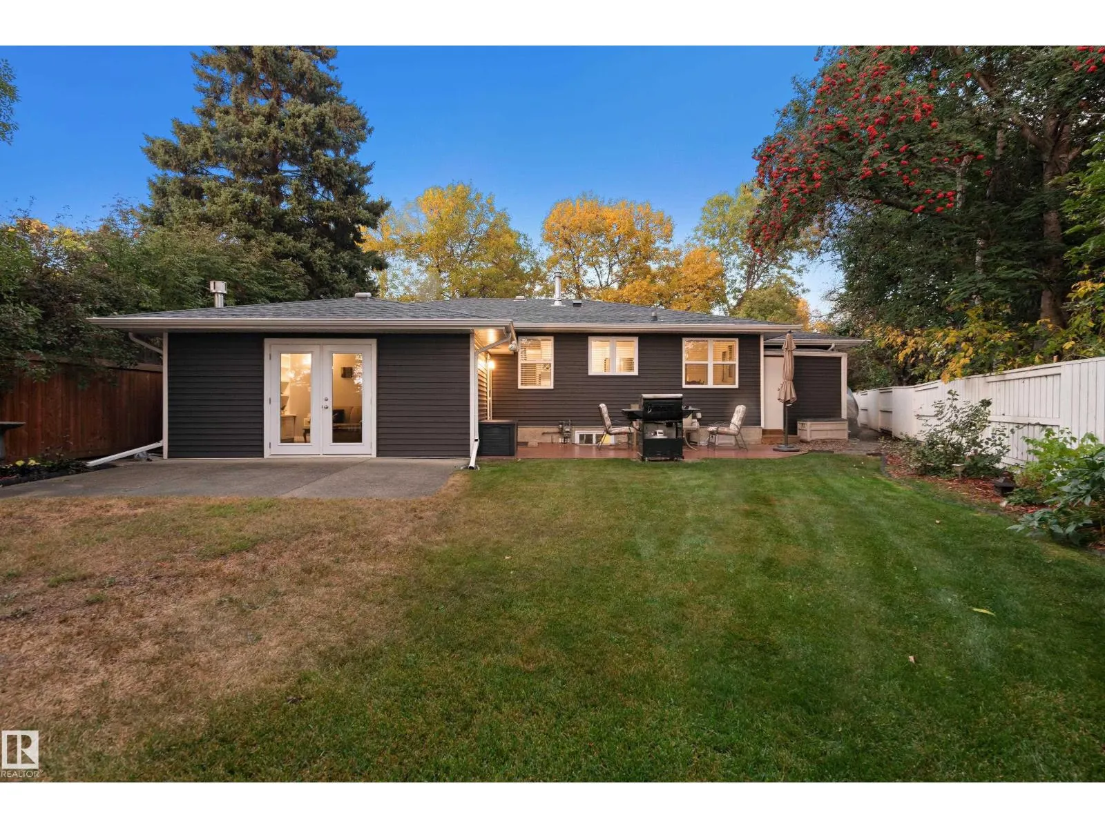 40 FERNWOOD CR