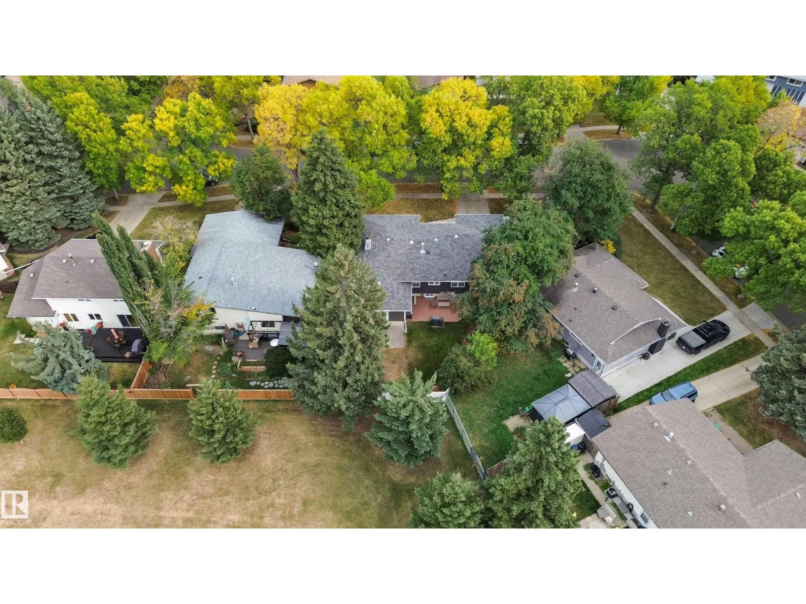 40 FERNWOOD CR
