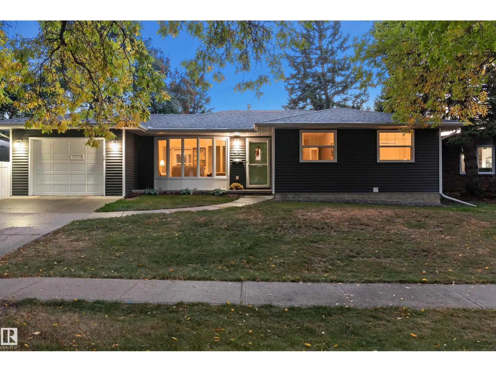 40 FERNWOOD CR