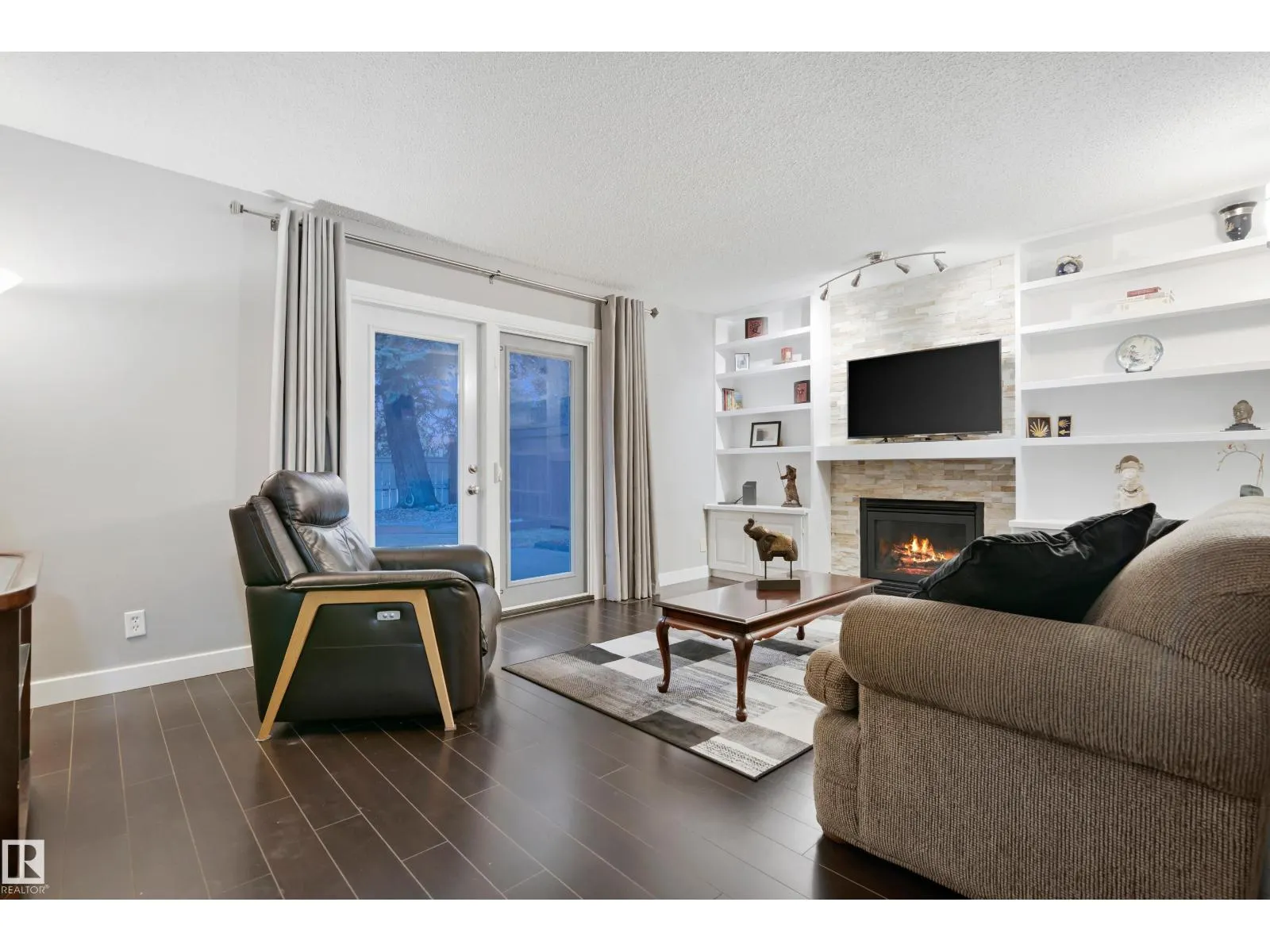 40 FERNWOOD CR