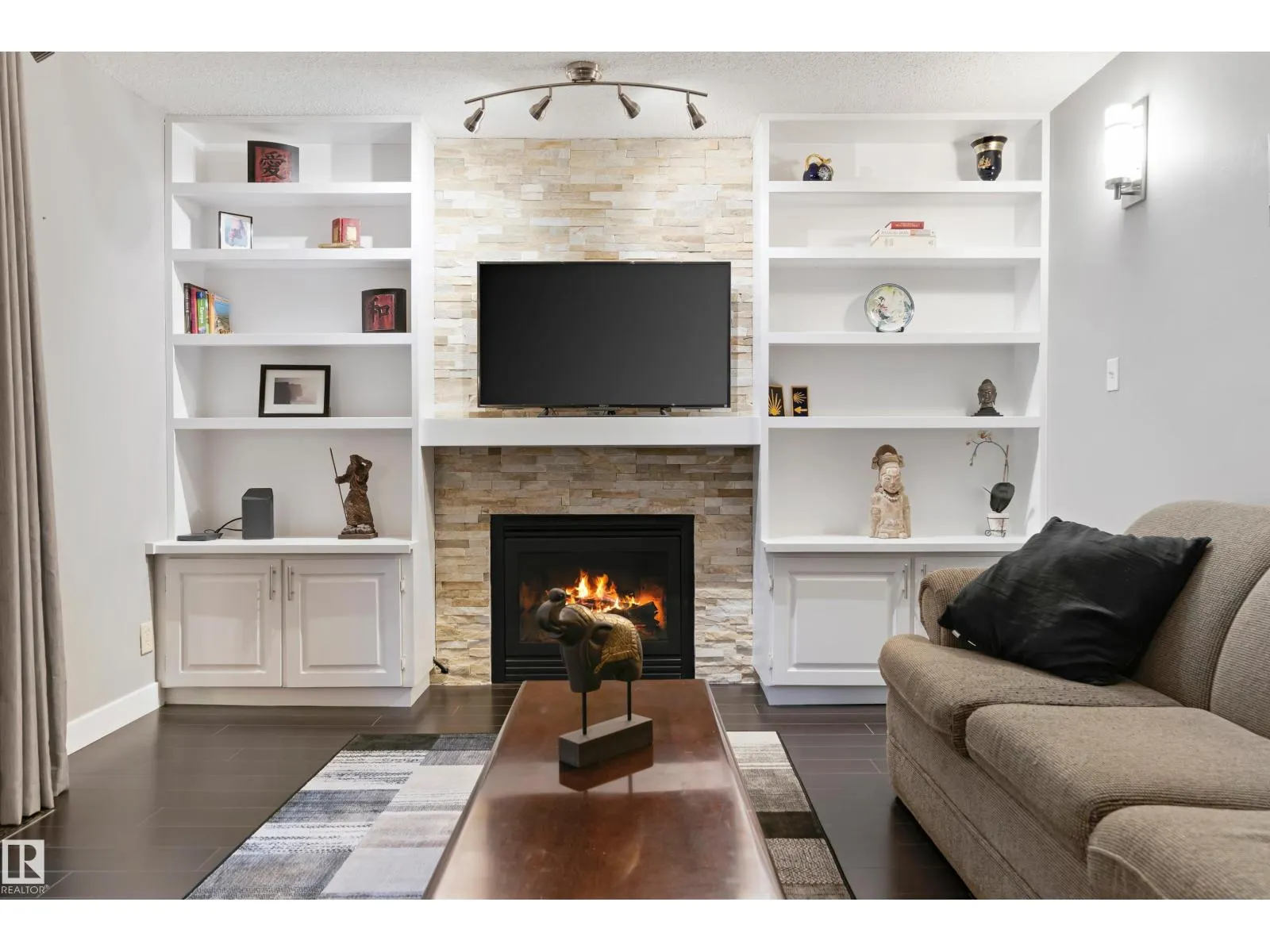 40 FERNWOOD CR