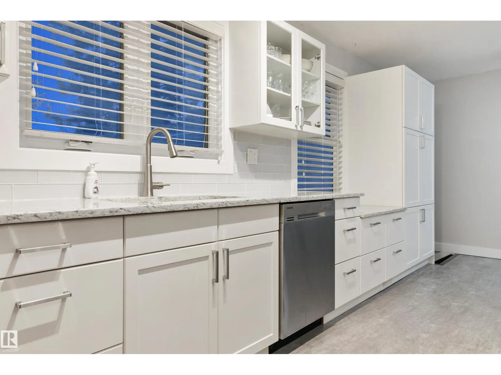 40 FERNWOOD CR