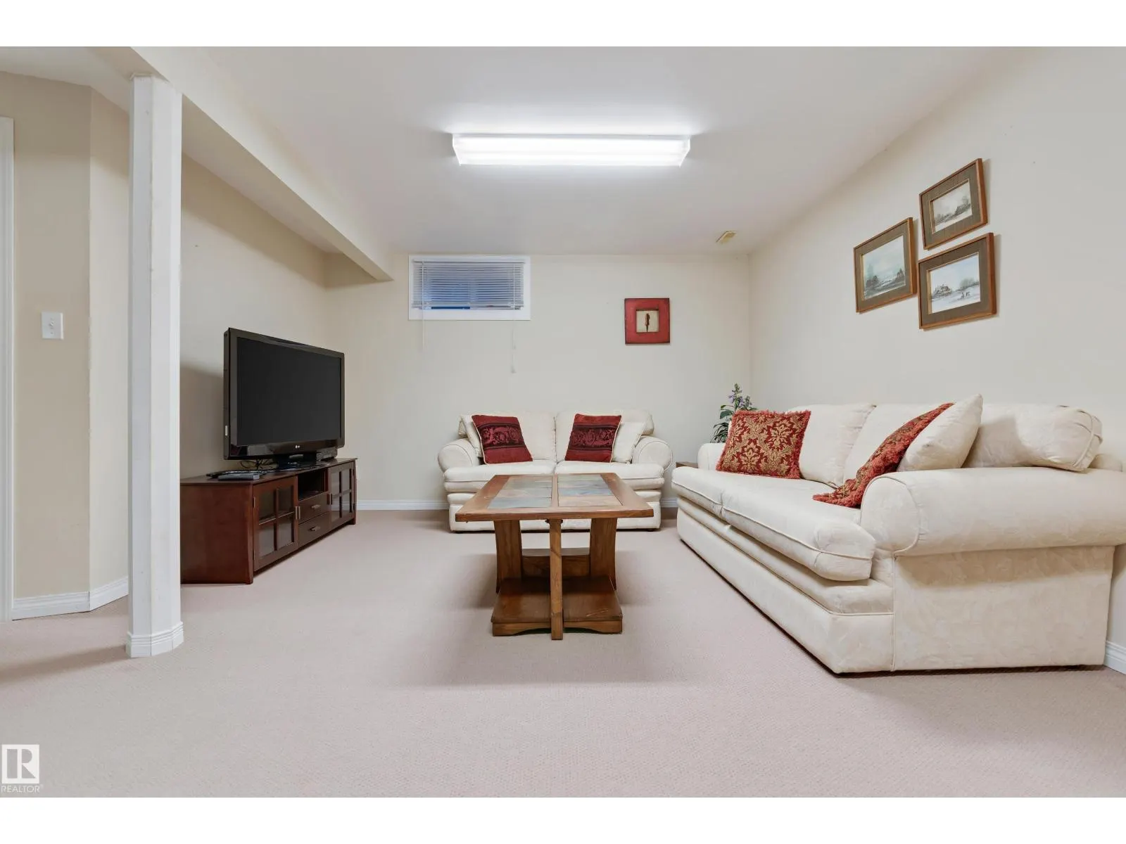 40 FERNWOOD CR