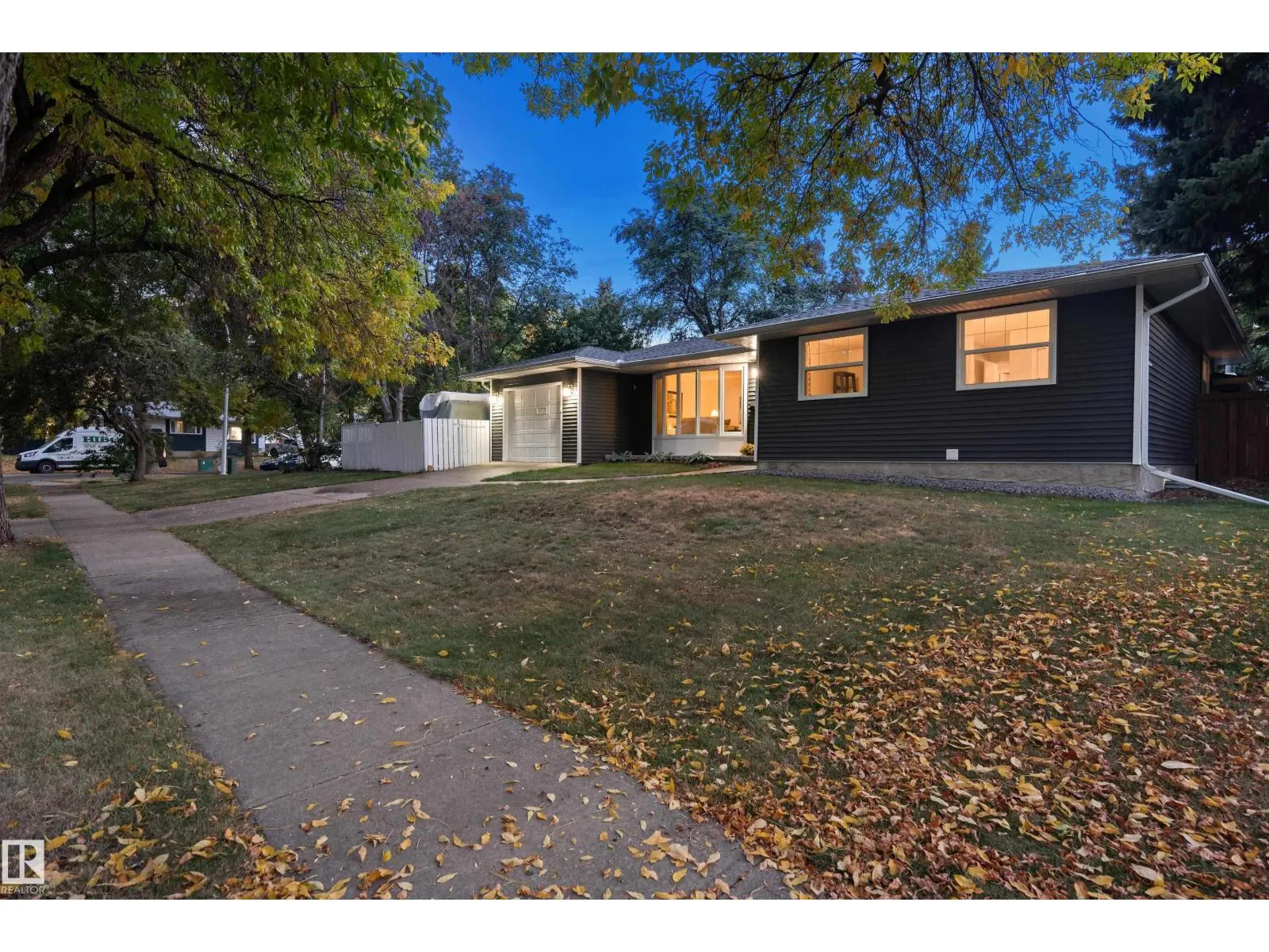 40 FERNWOOD CR