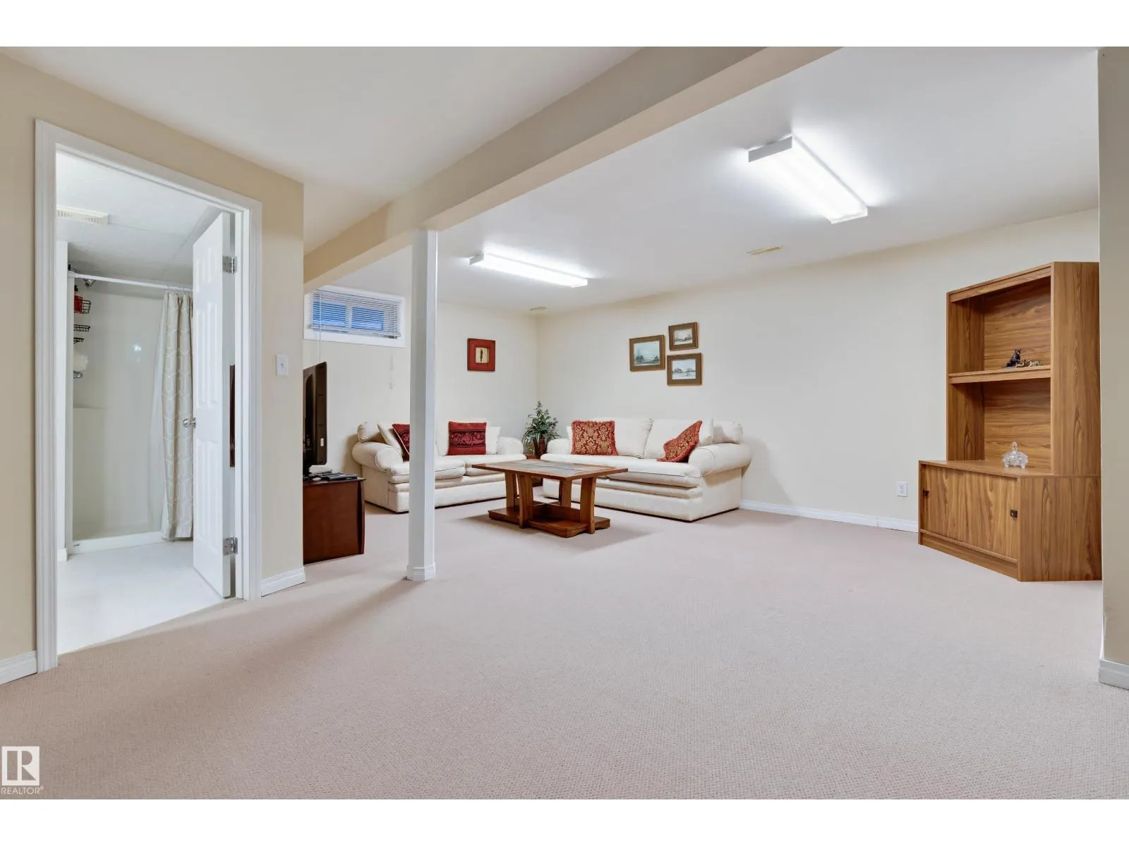40 FERNWOOD CR