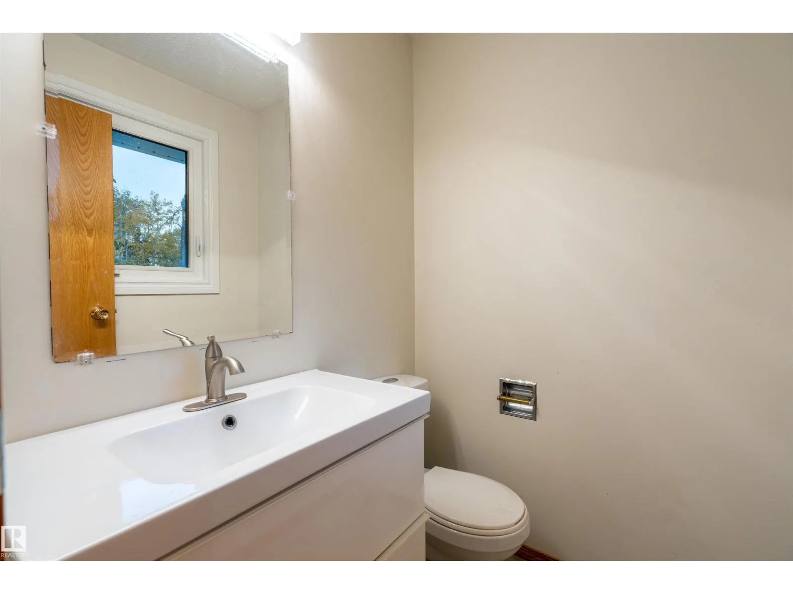 42204B TWP RD 624