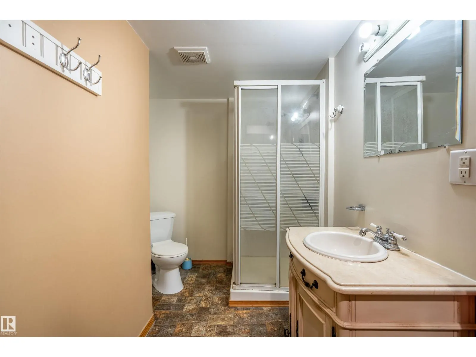 42204B TWP RD 624