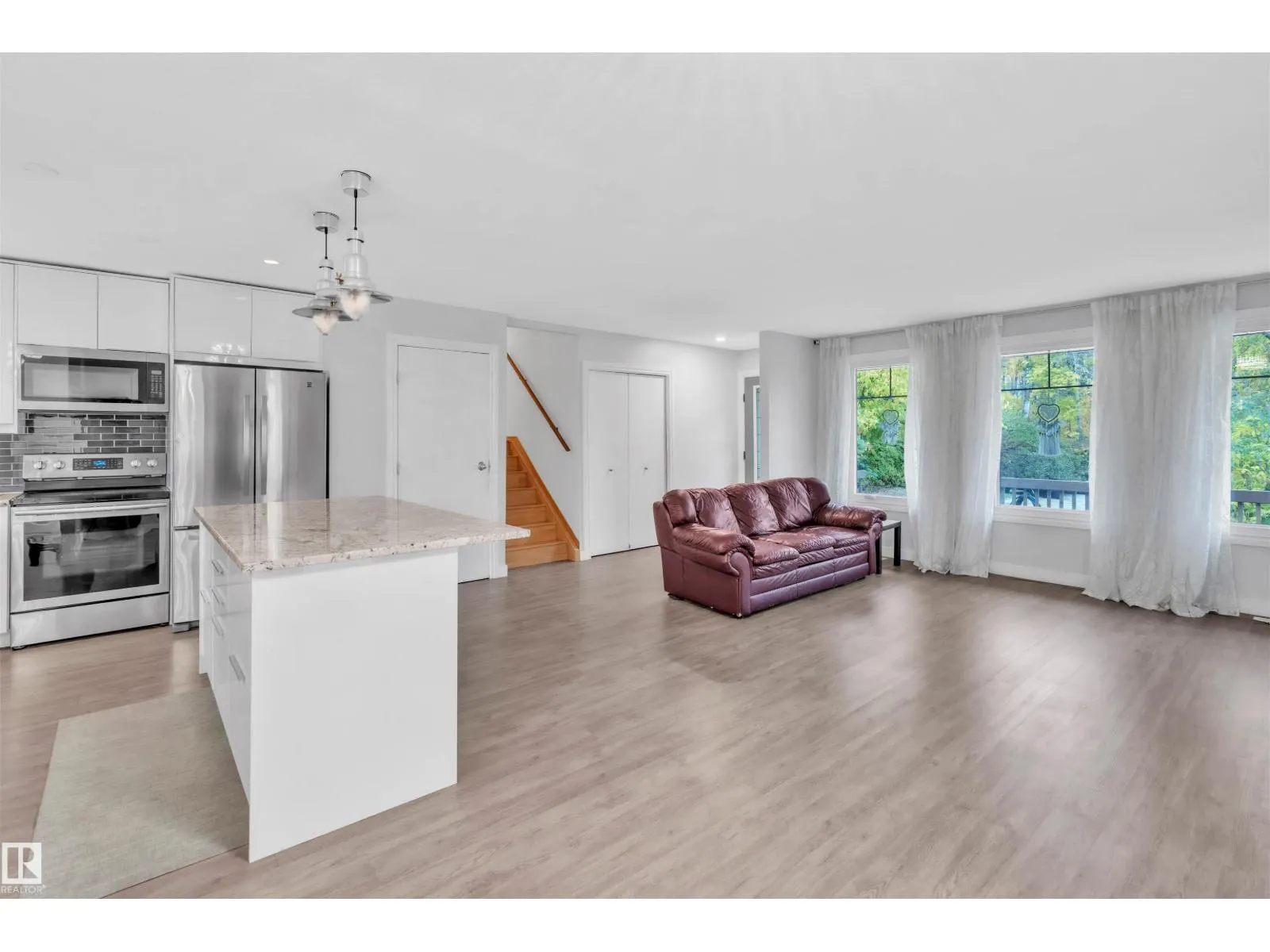 42204B TWP RD 624