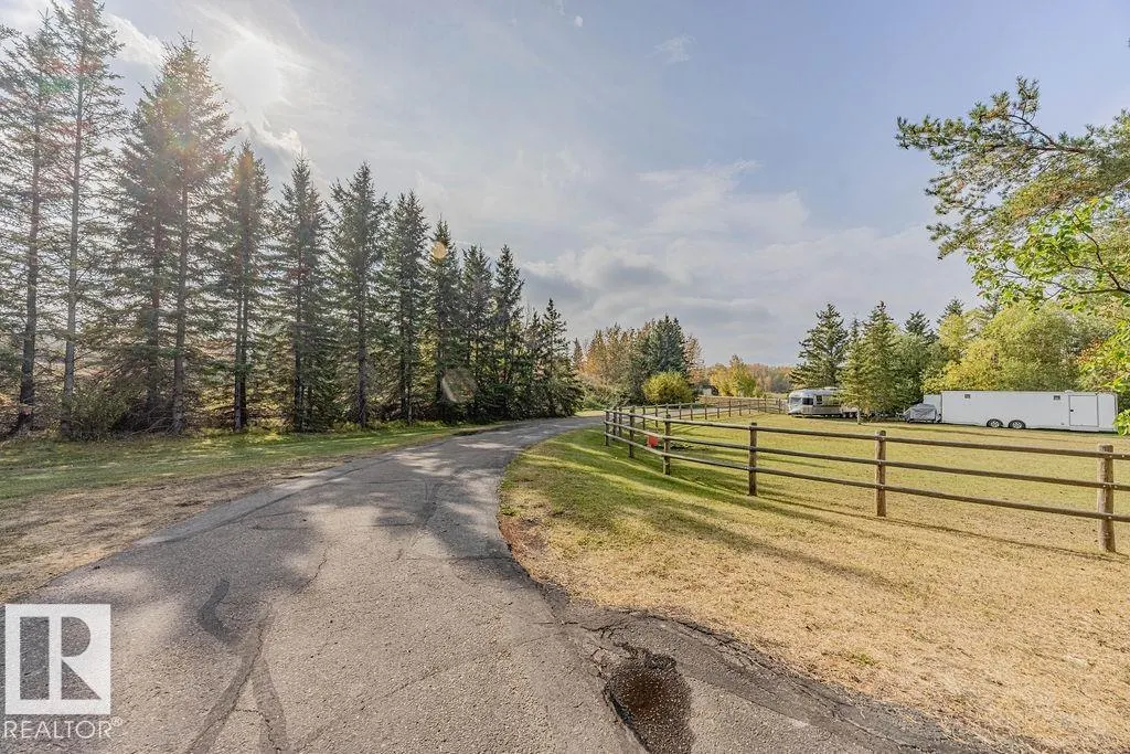 194 52328 HWY 21