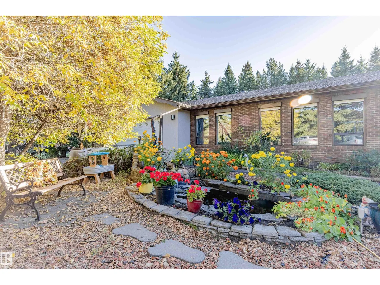 194 52328 HWY 21