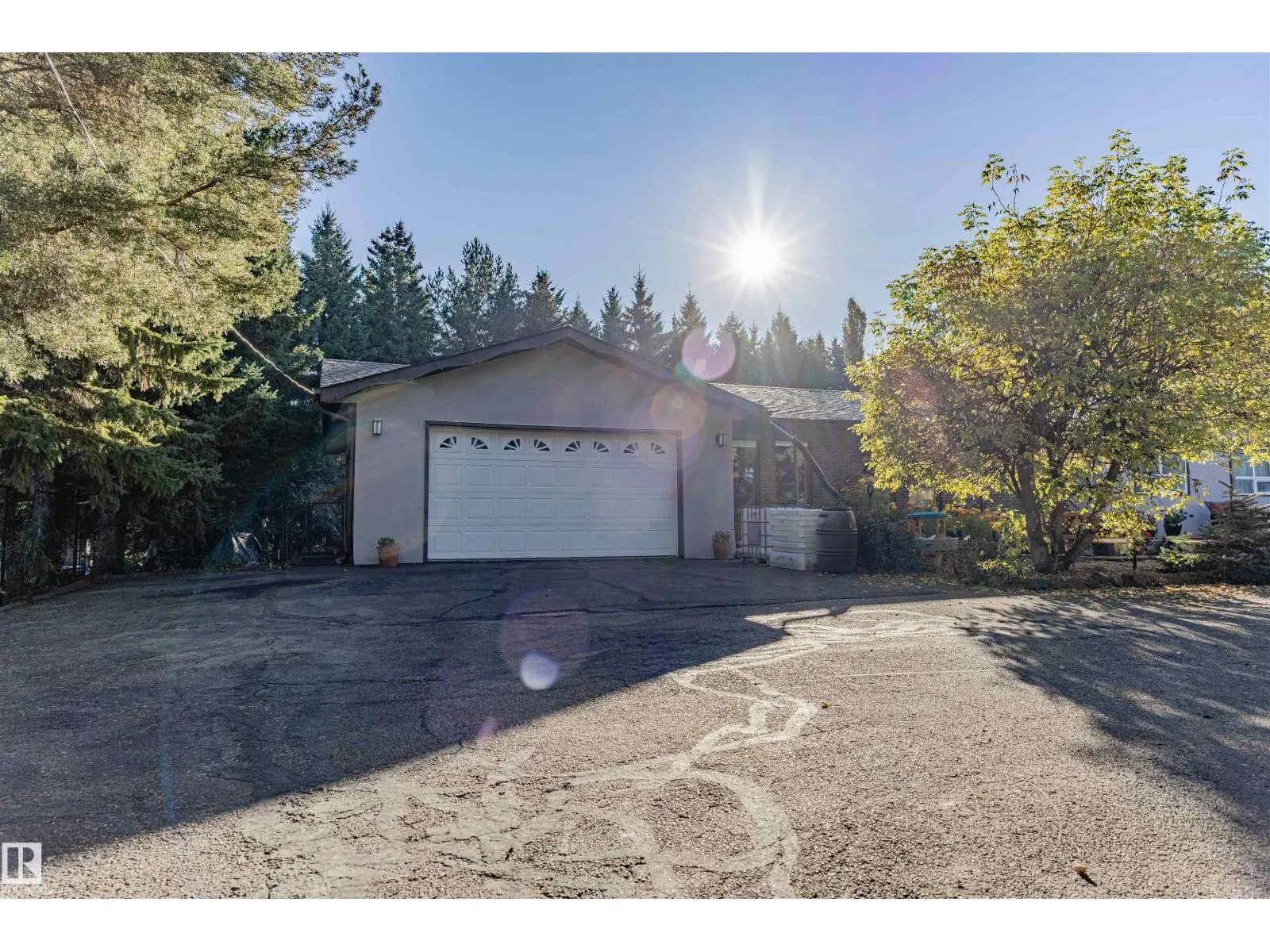 194 52328 HWY 21