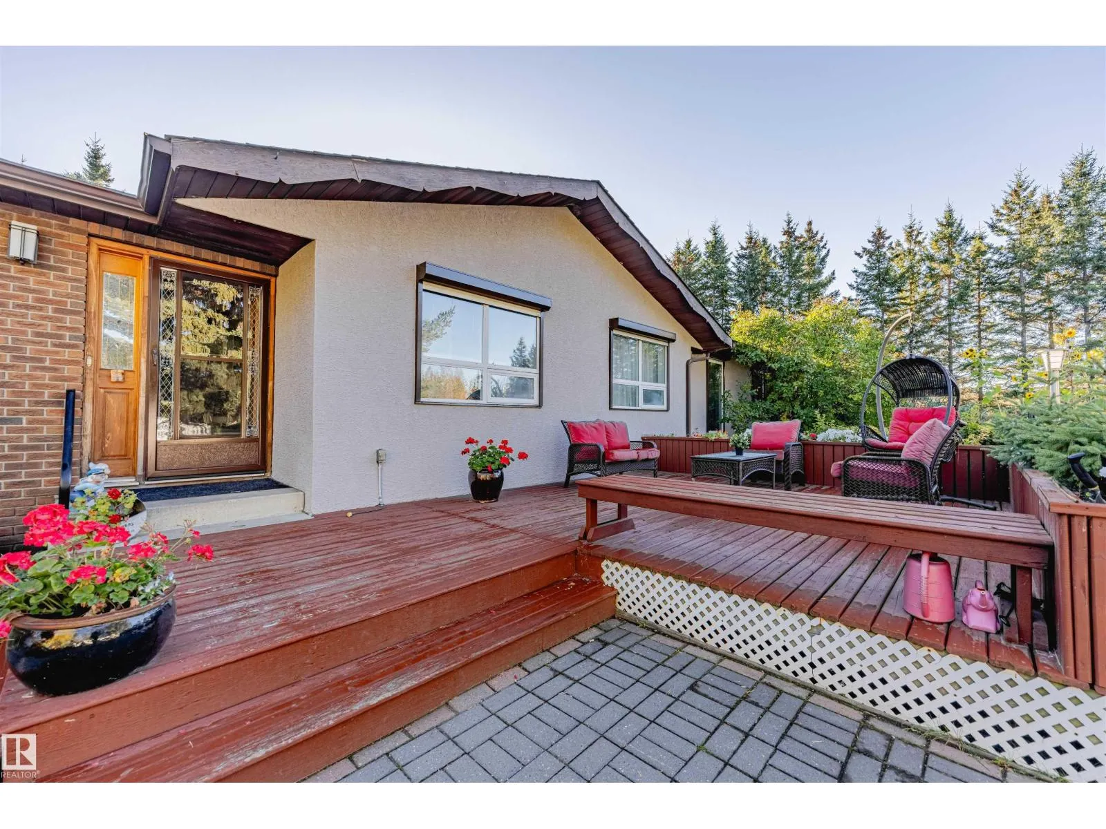 194 52328 HWY 21