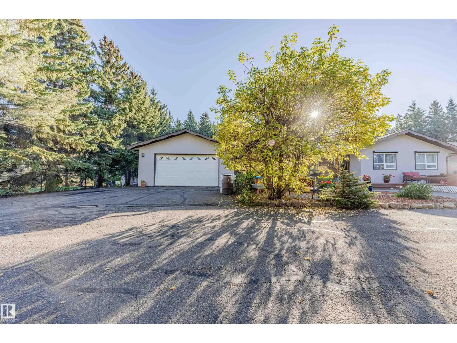 194 52328 HWY 21