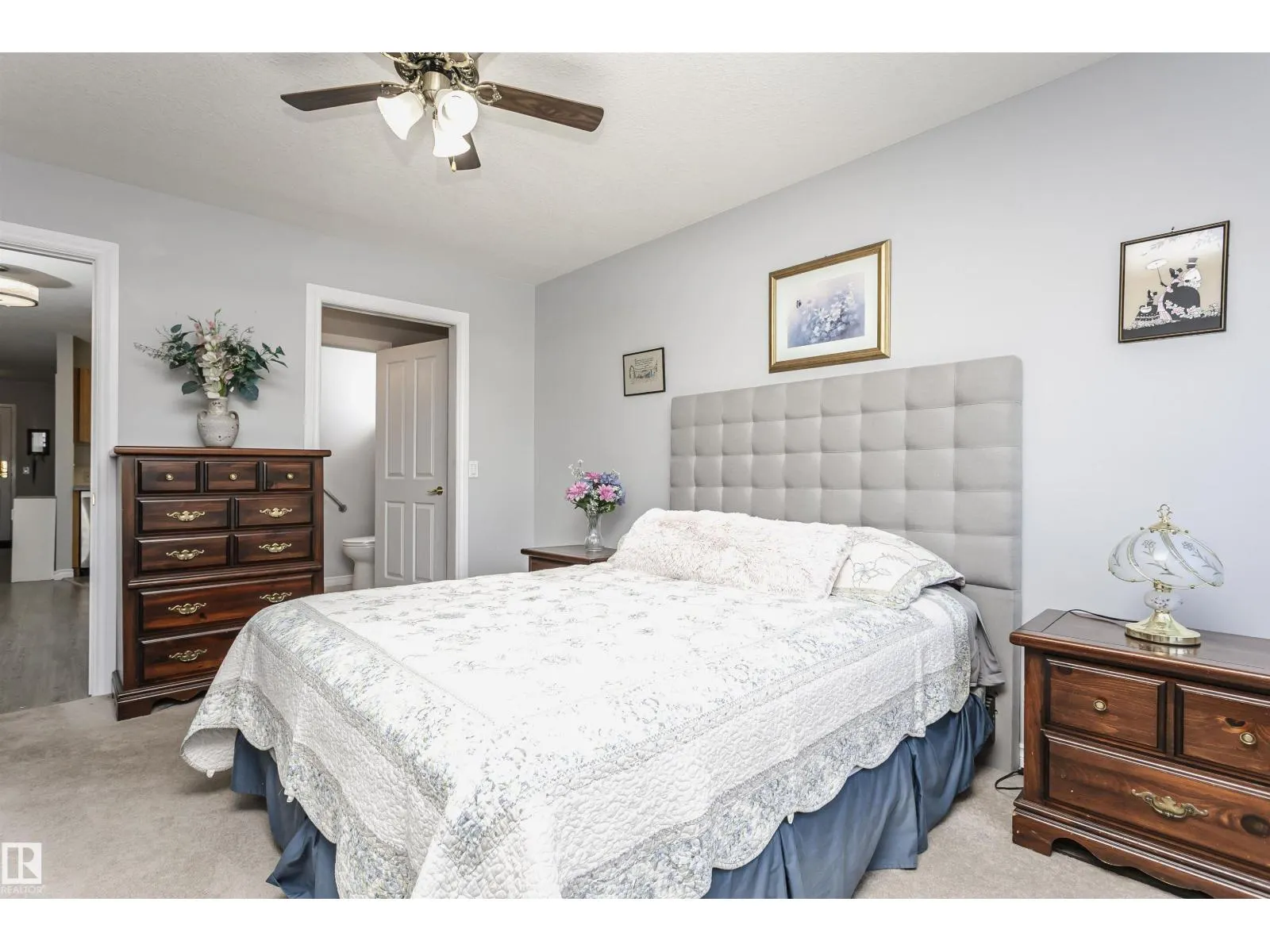 #302 78 MCKENNEY AV