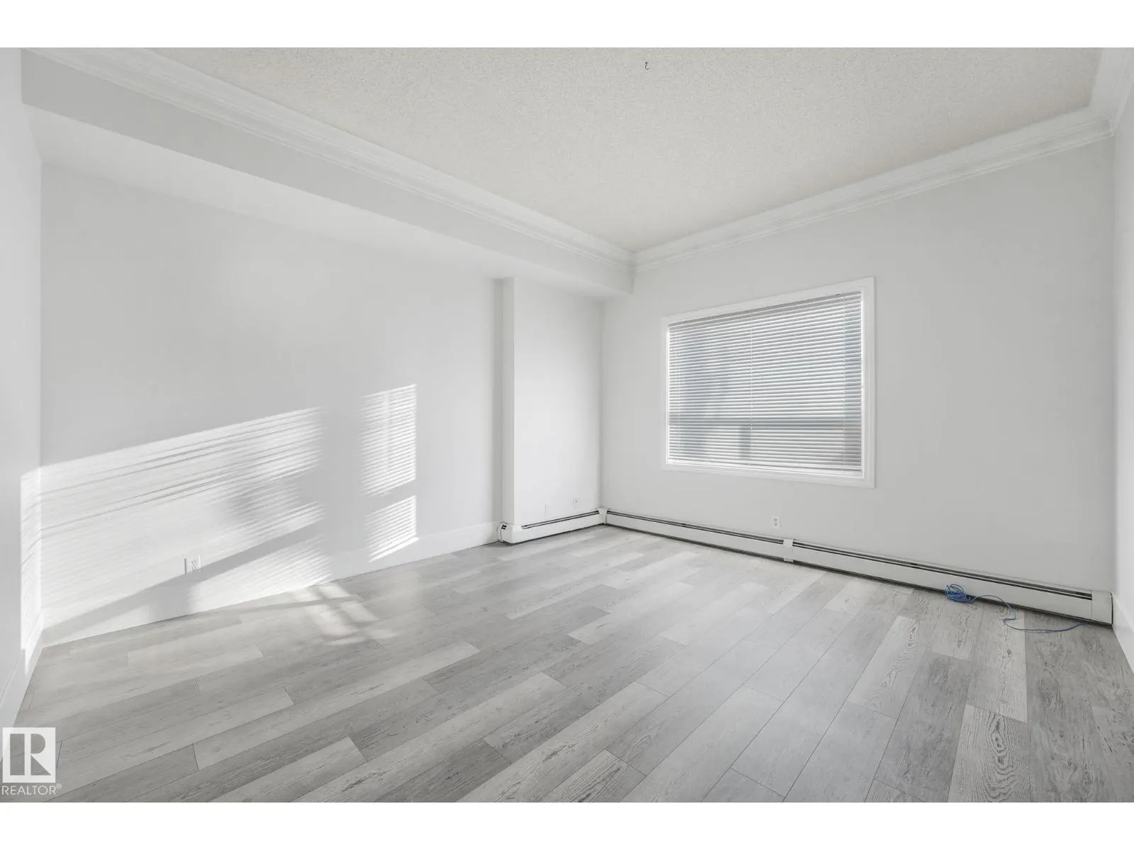 #104 9707 105 ST NW NW