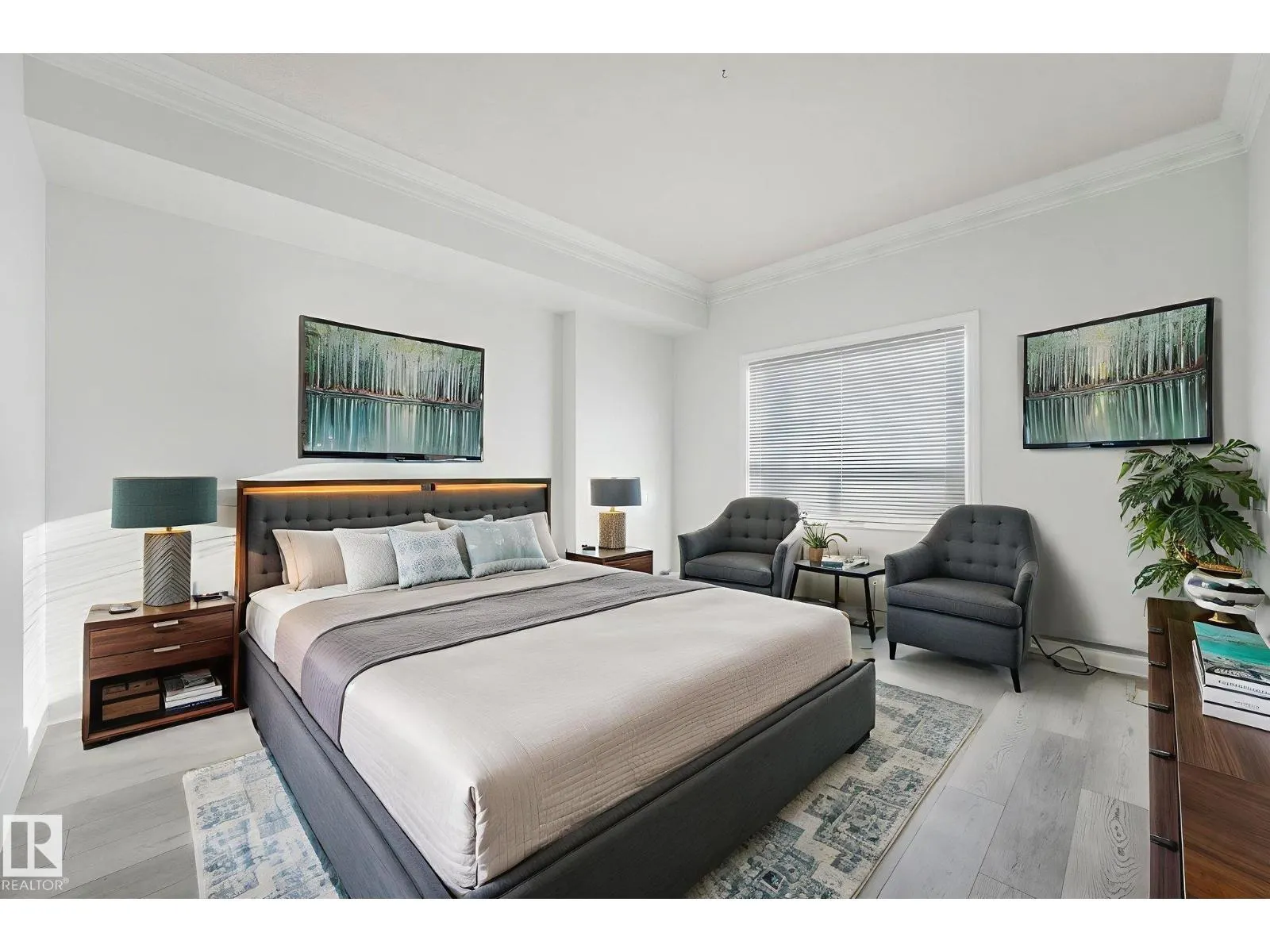 #104 9707 105 ST NW NW