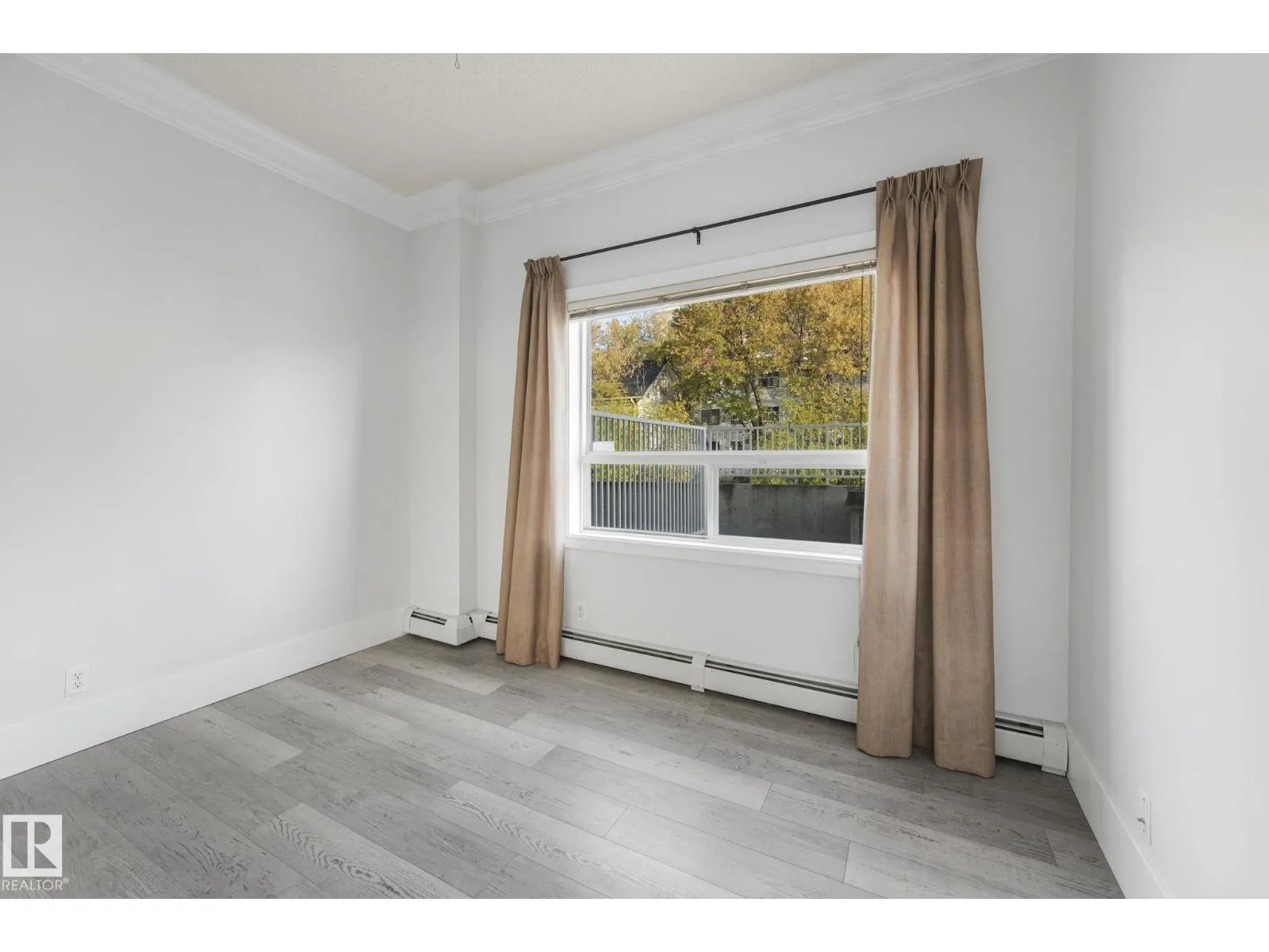 #104 9707 105 ST NW NW