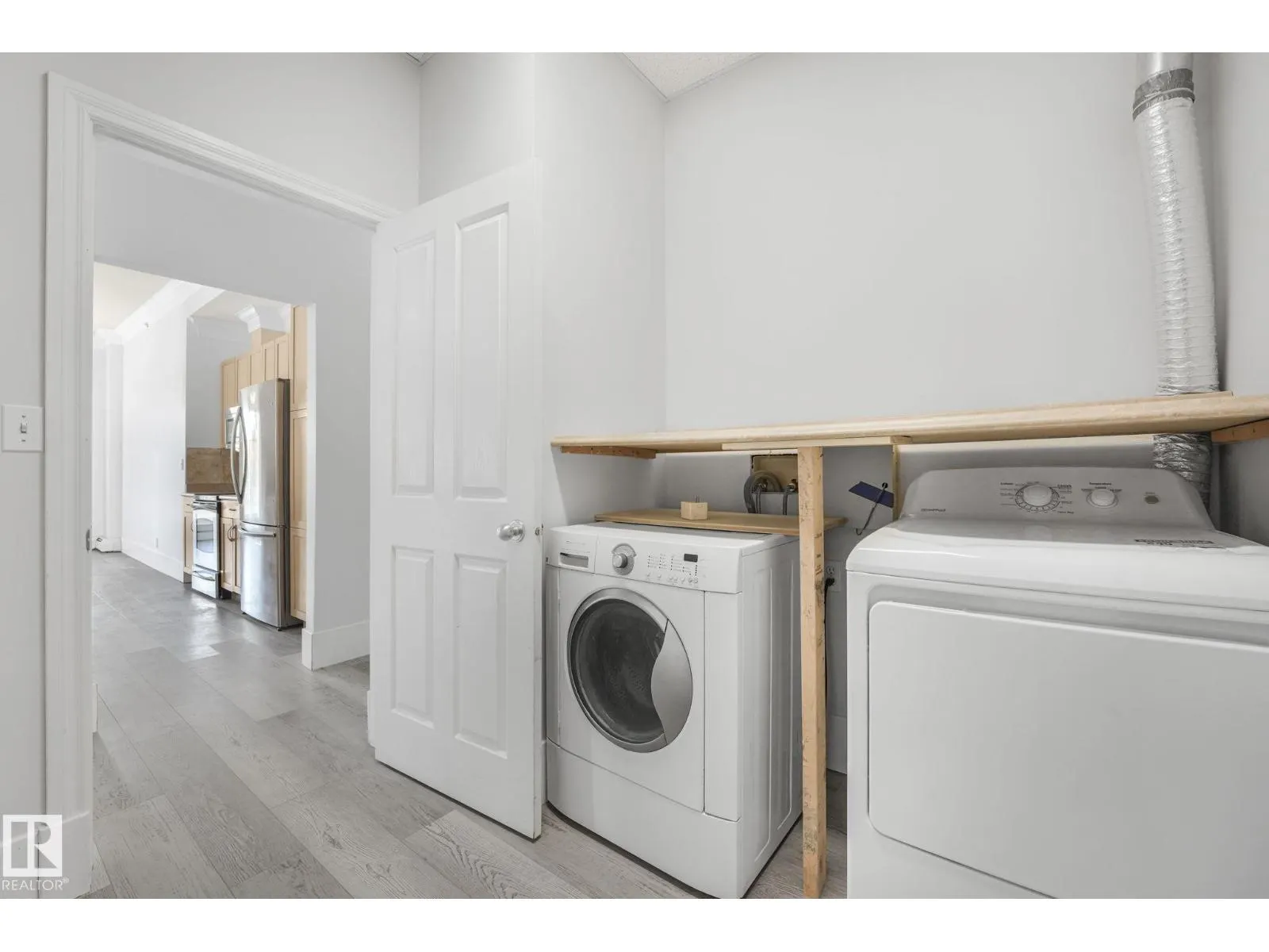 #104 9707 105 ST NW NW