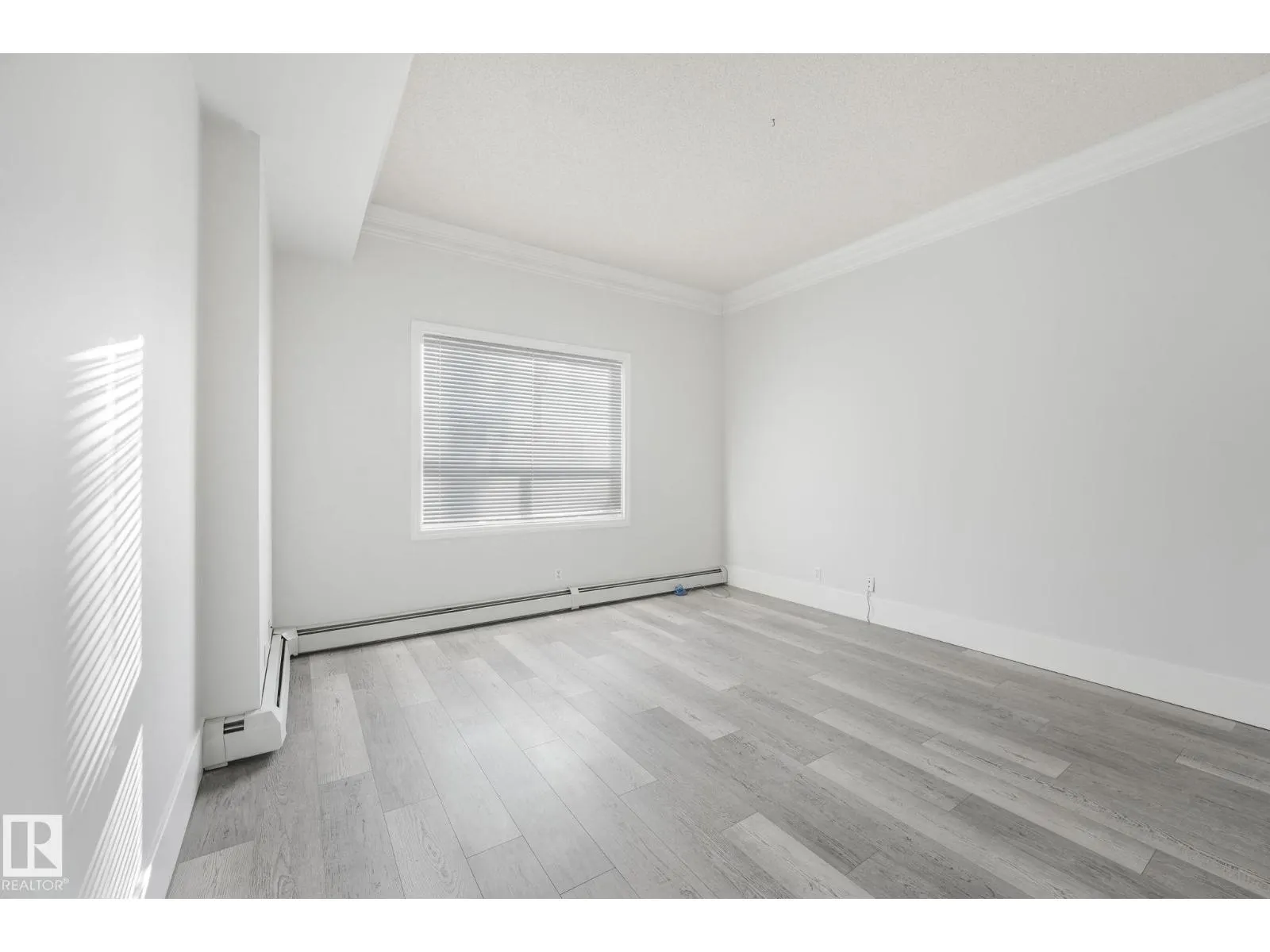 #104 9707 105 ST NW NW