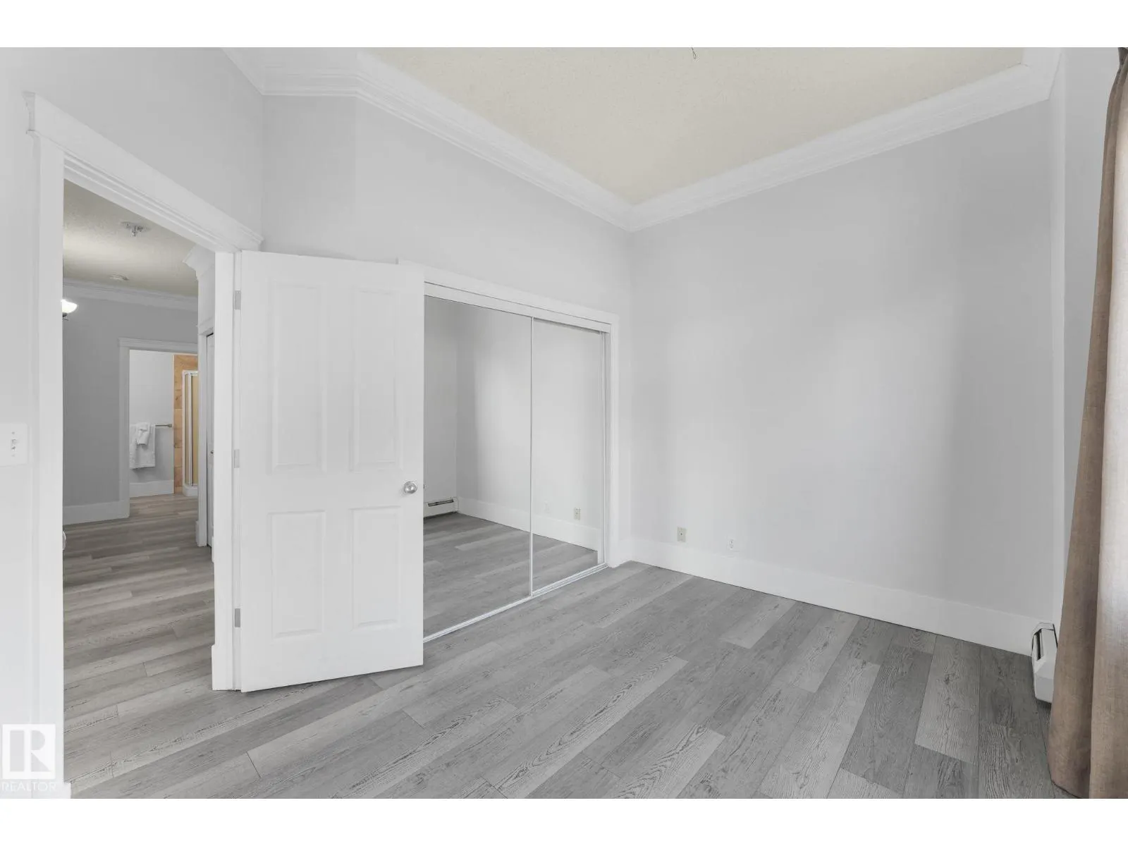 #104 9707 105 ST NW NW