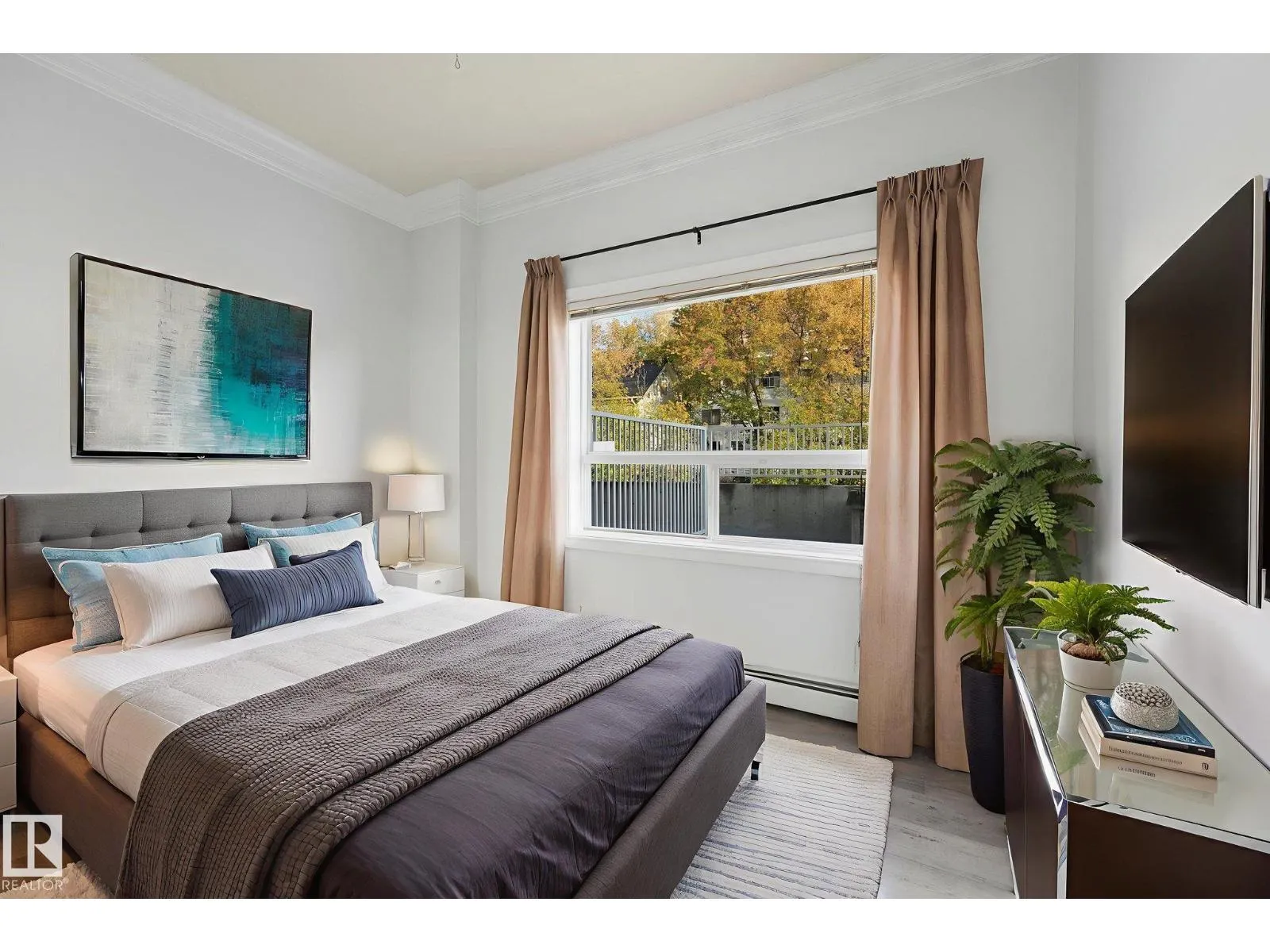 #104 9707 105 ST NW NW