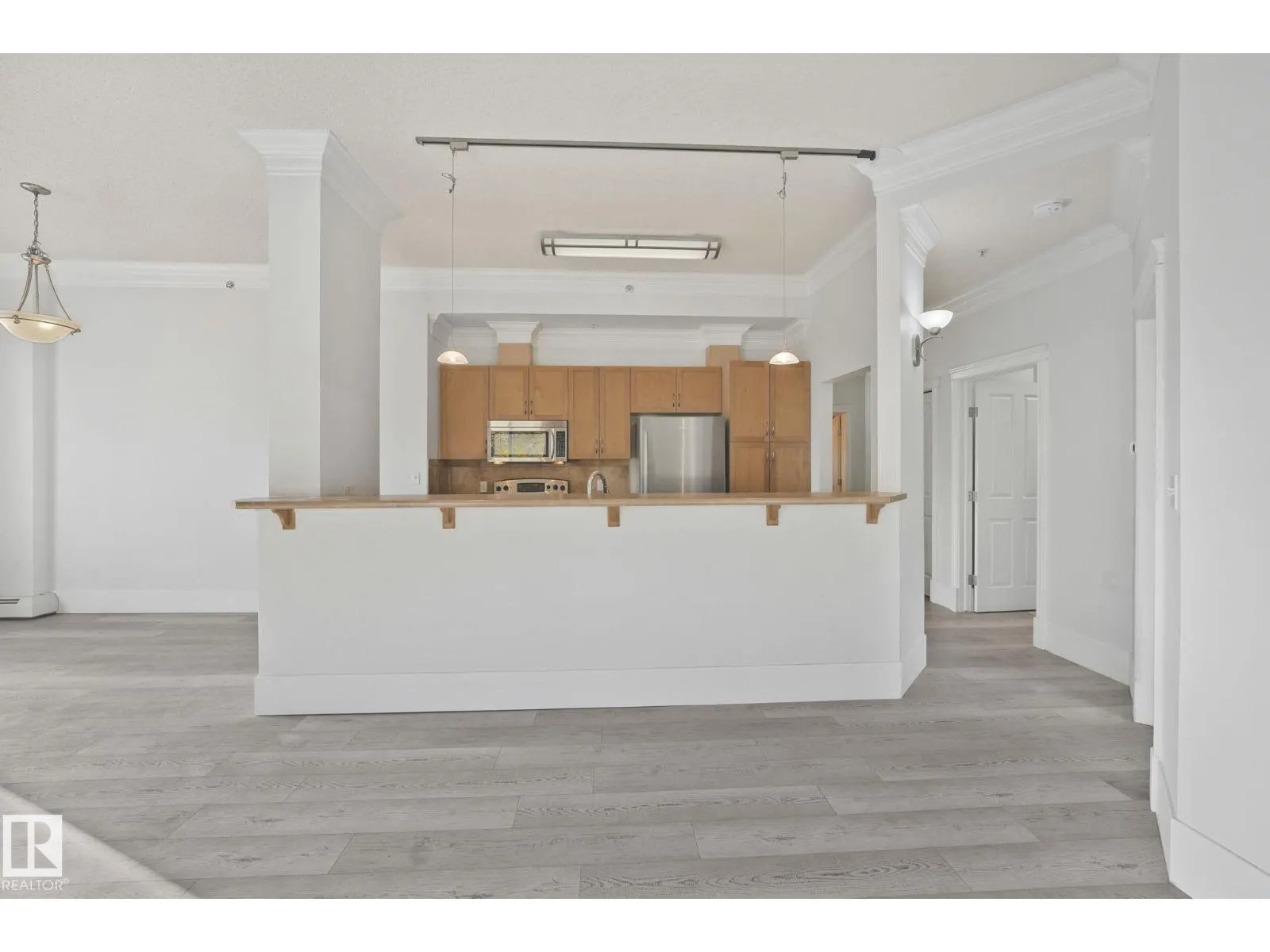 #104 9707 105 ST NW NW