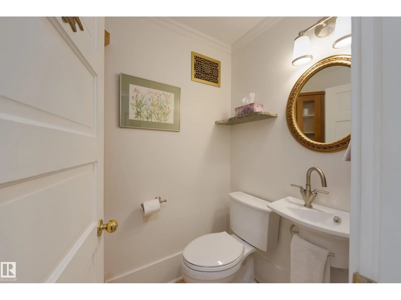 10828 125 ST NW