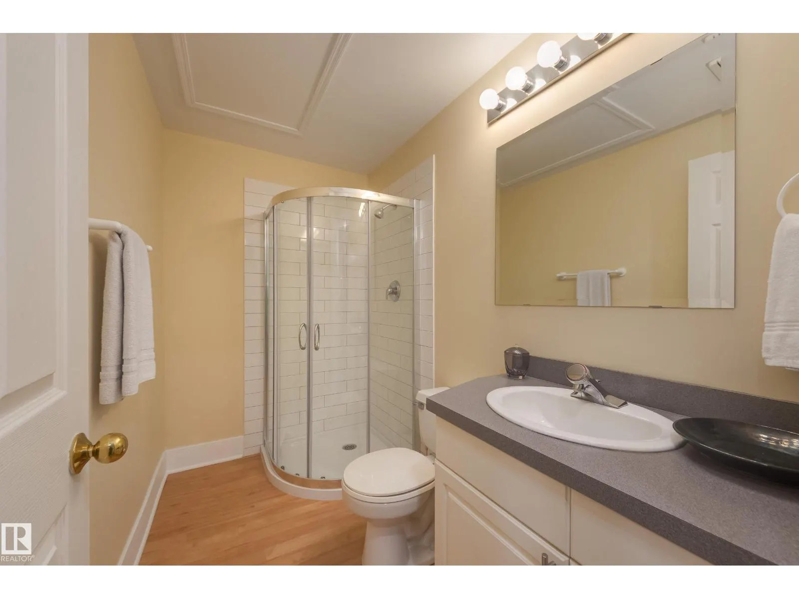 10828 125 ST NW