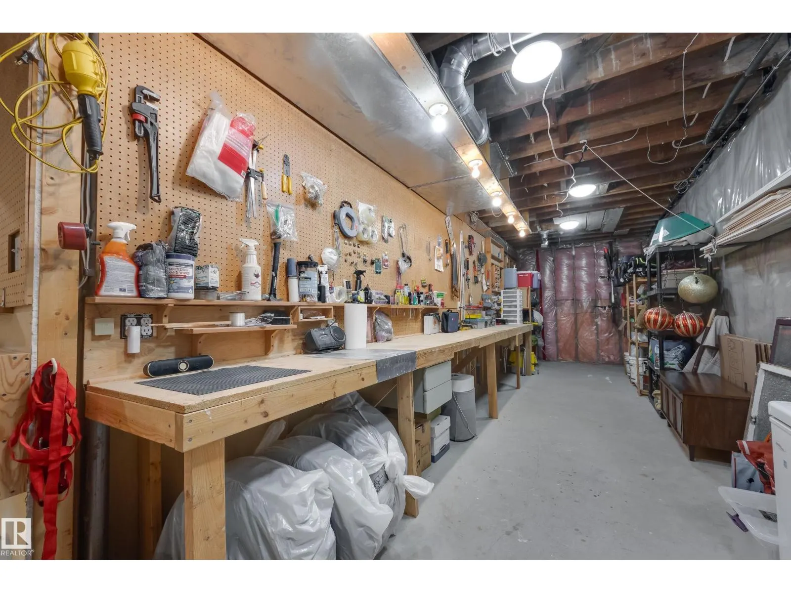 10828 125 ST NW