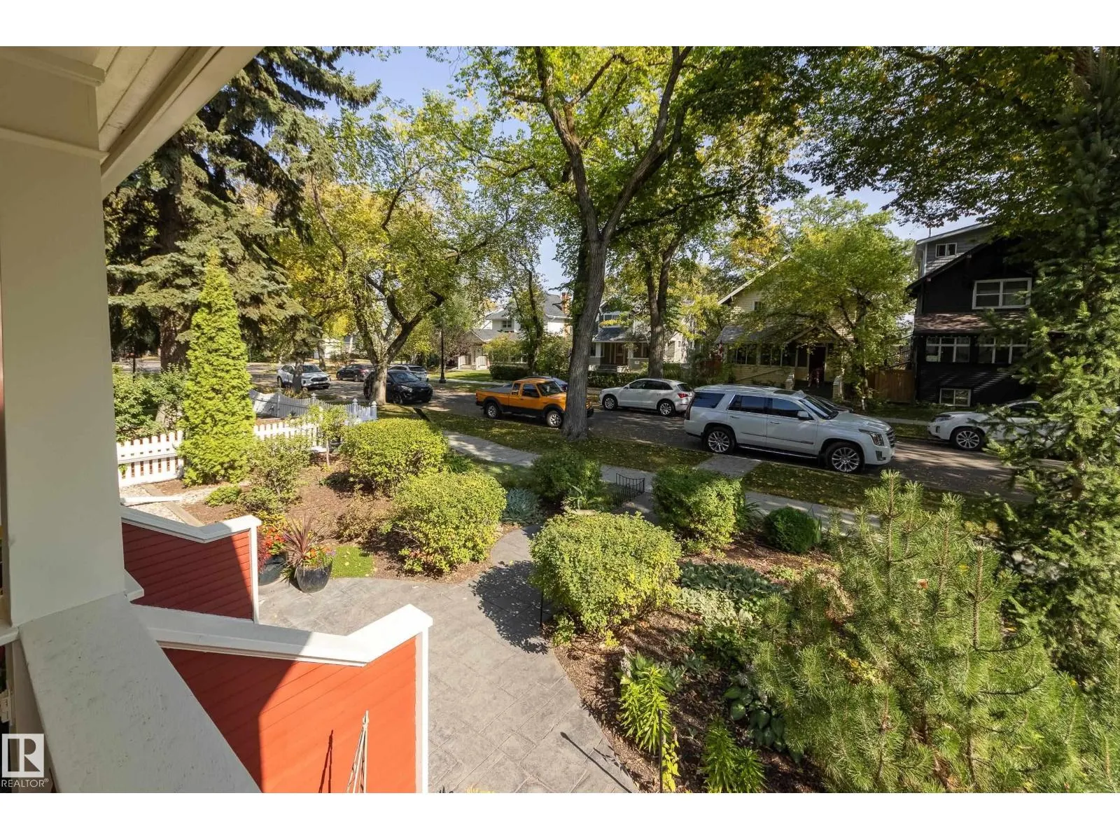 10828 125 ST NW