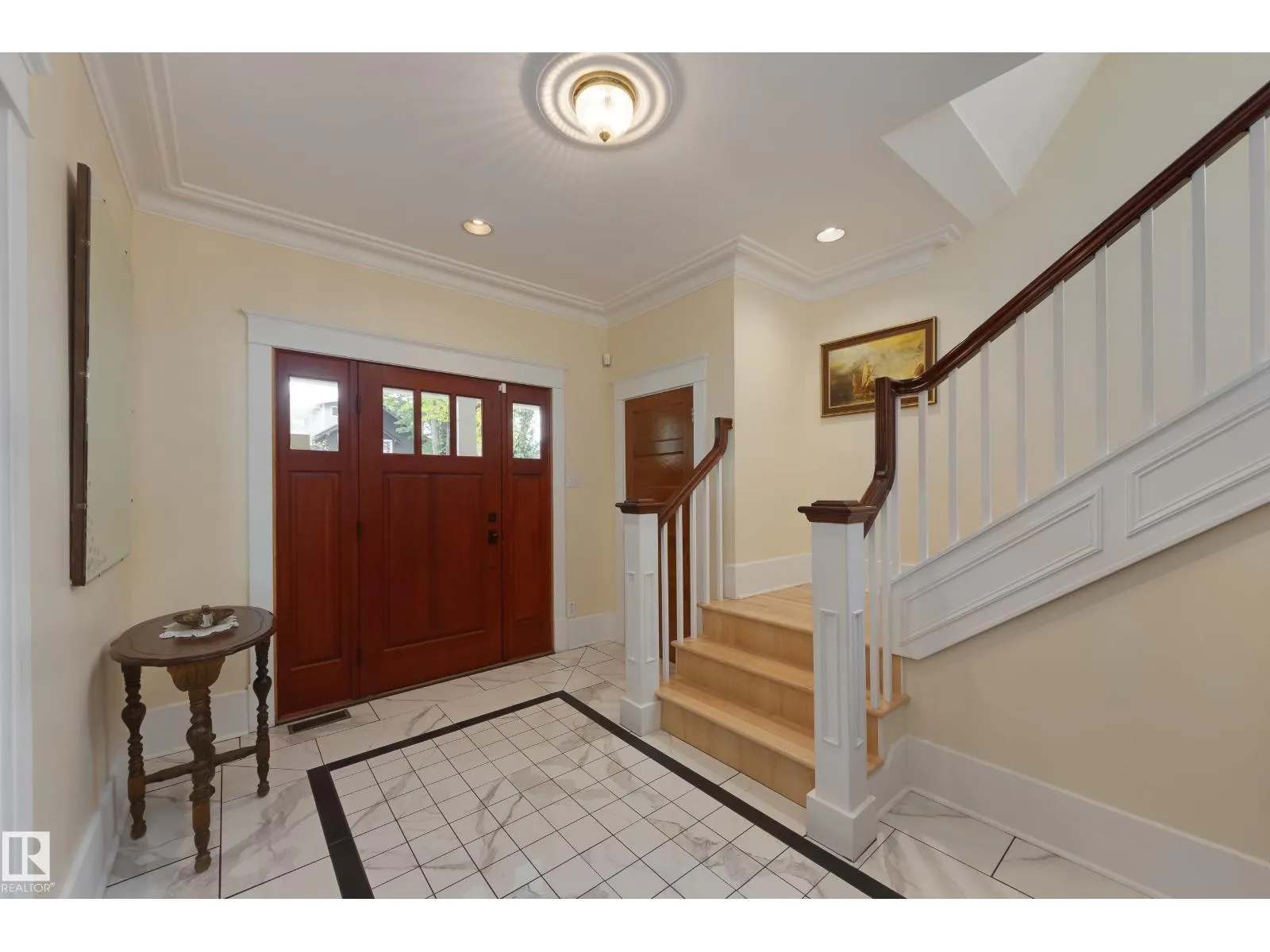 10828 125 ST NW