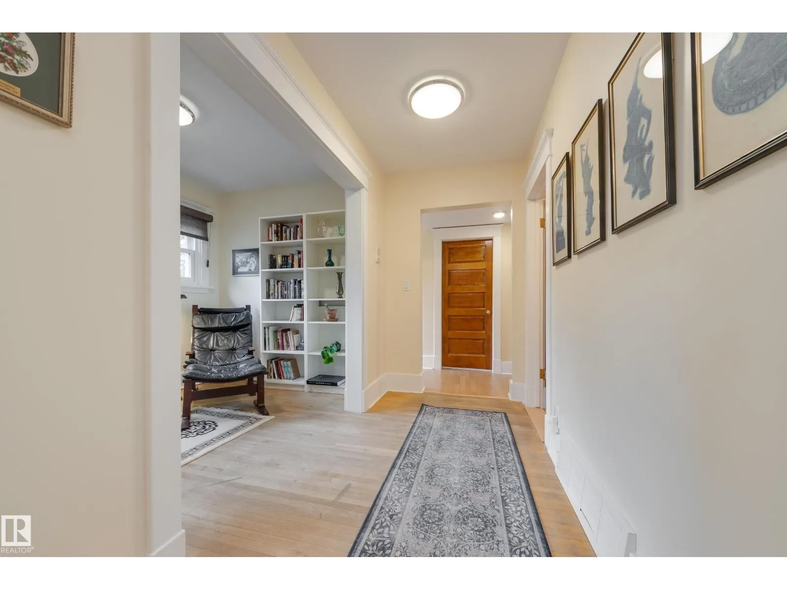 10828 125 ST NW