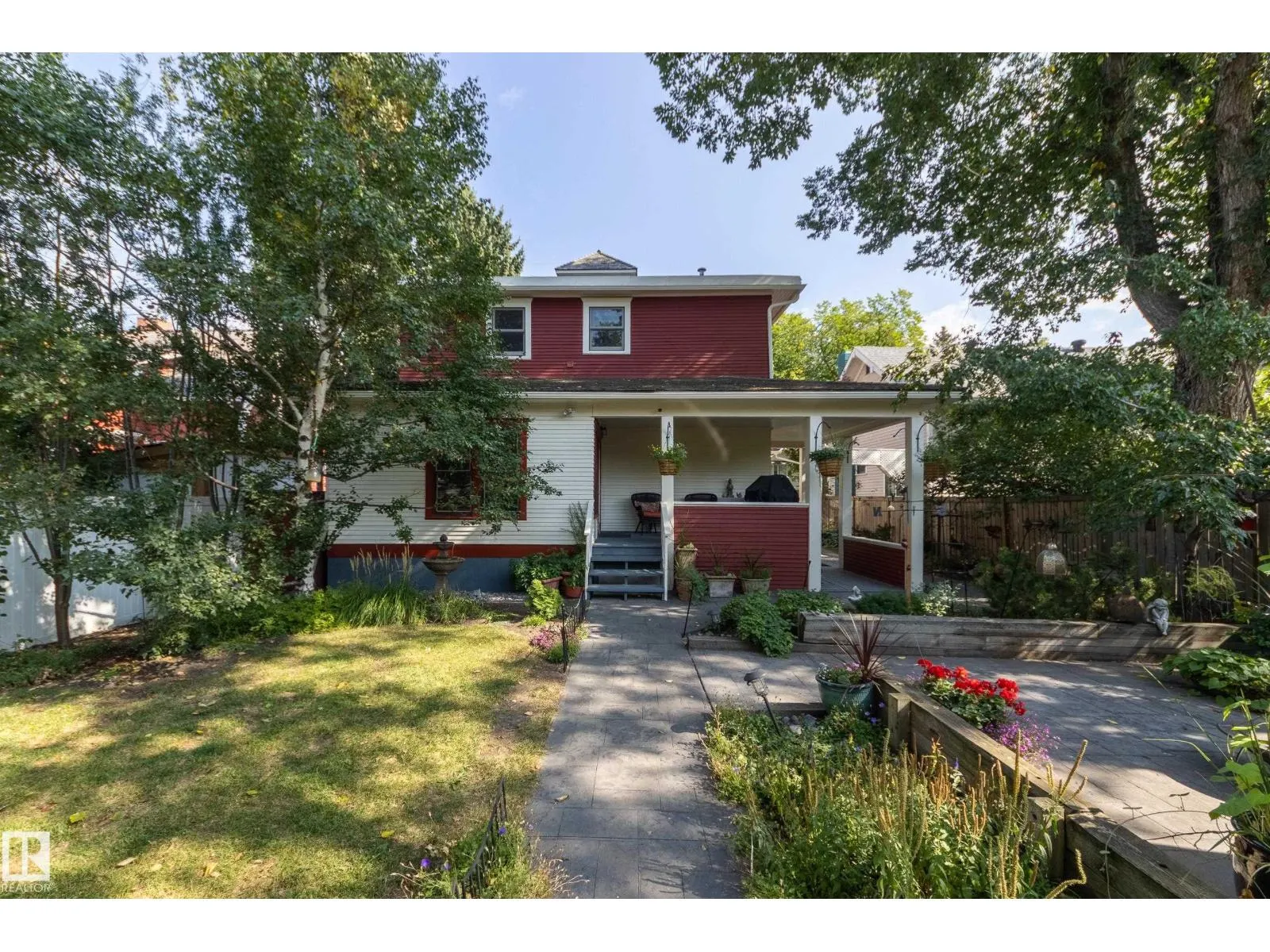 10828 125 ST NW
