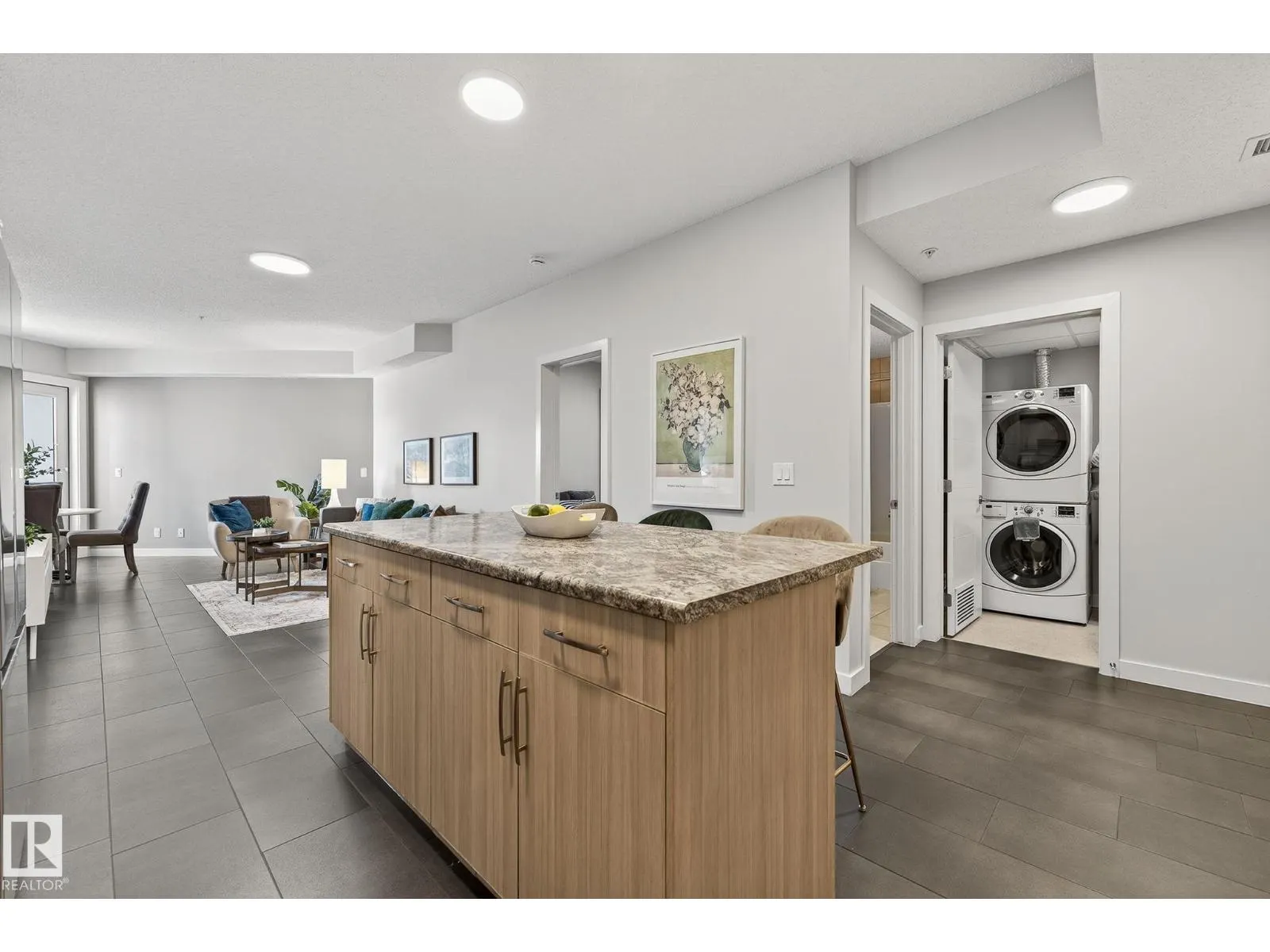#415 10523 123 ST NW