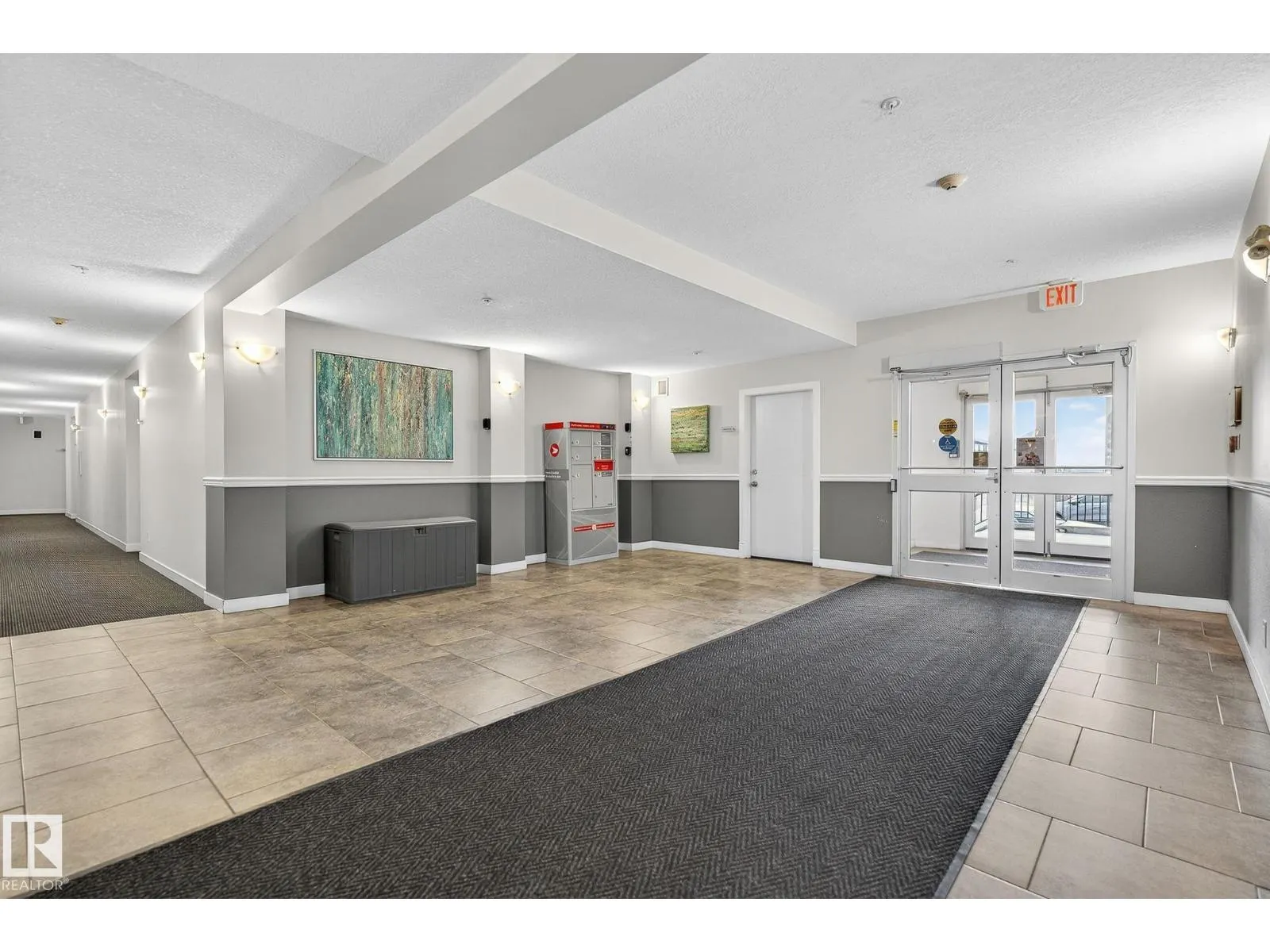 #415 10523 123 ST NW