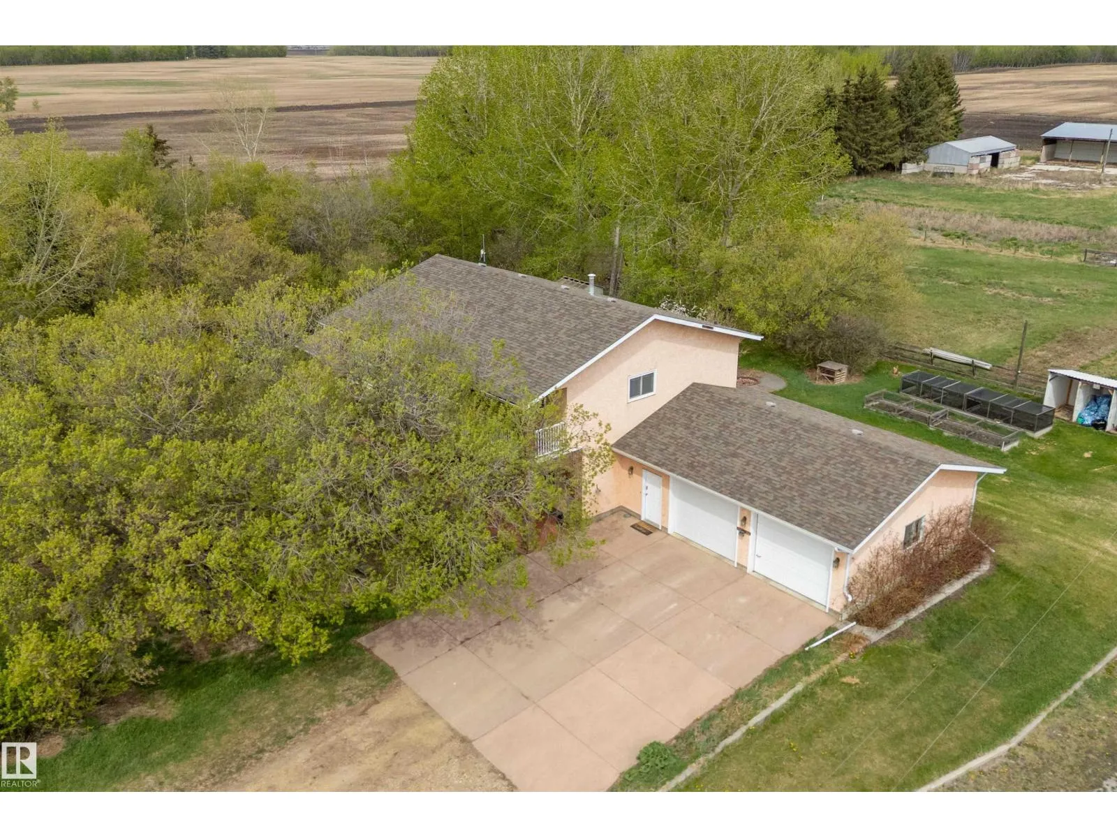 240028 TWP 460