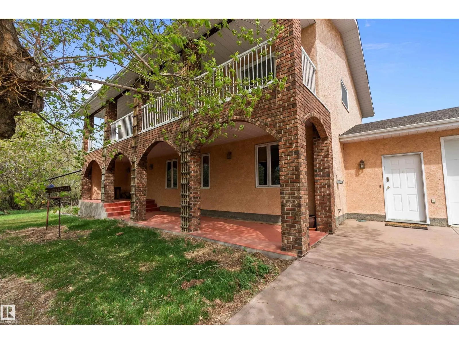 240028 TWP 460