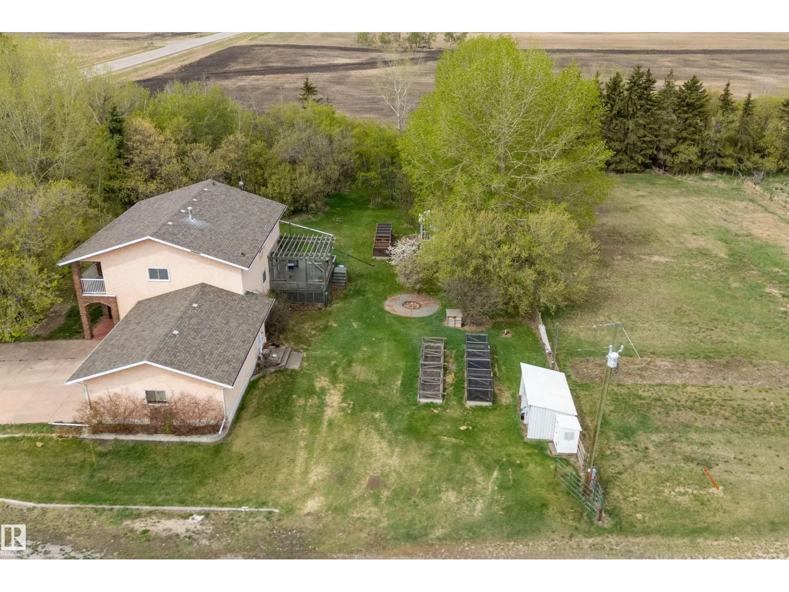 240028 TWP 460