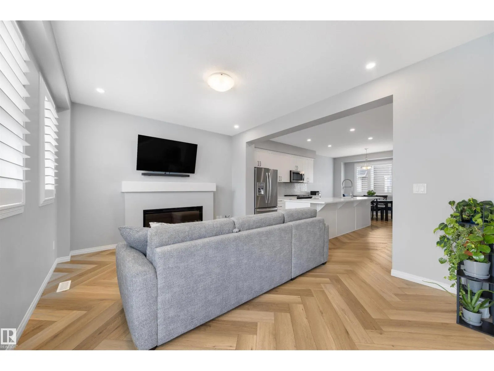 #95 2072 WONNACOTT WY SW